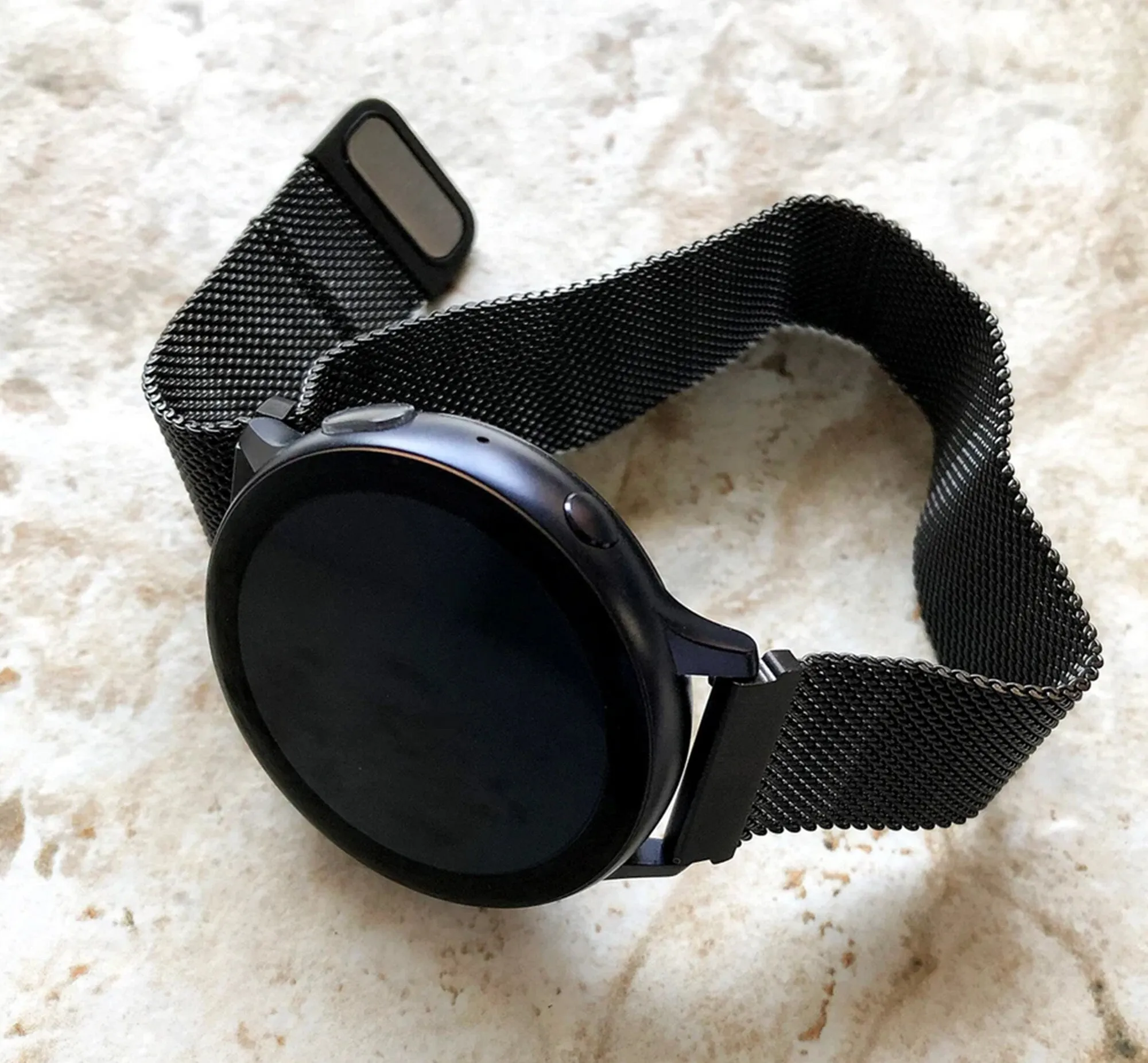 18mm Lug Width Band Strap for Luxury Smart Traditional Wrist Watches Adjustable Stainless Steel Milanese Mesh Bracelet Magnetic Closure