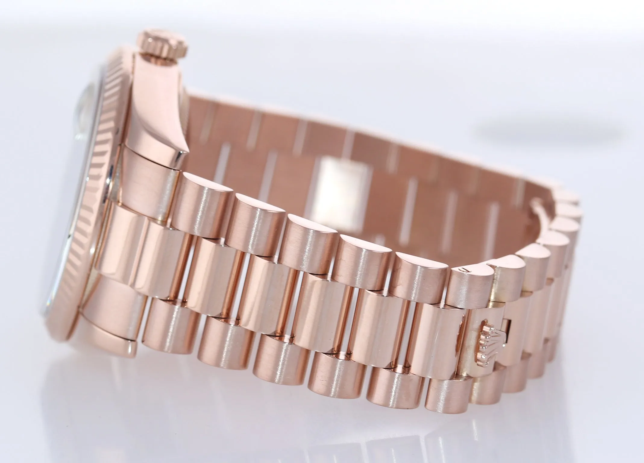 2015 Rolex President Day Date Rose Gold 36mm 118235 Diamond Heavy Buckle Watch
