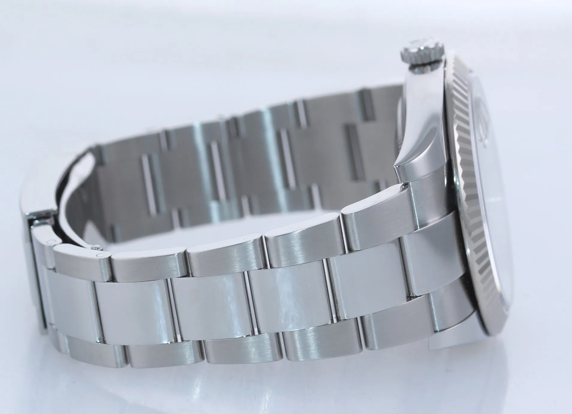 2020 NEW Rolex DateJust 41 126334 Silver Dial Steel Fluted Oyster Band Watch Box