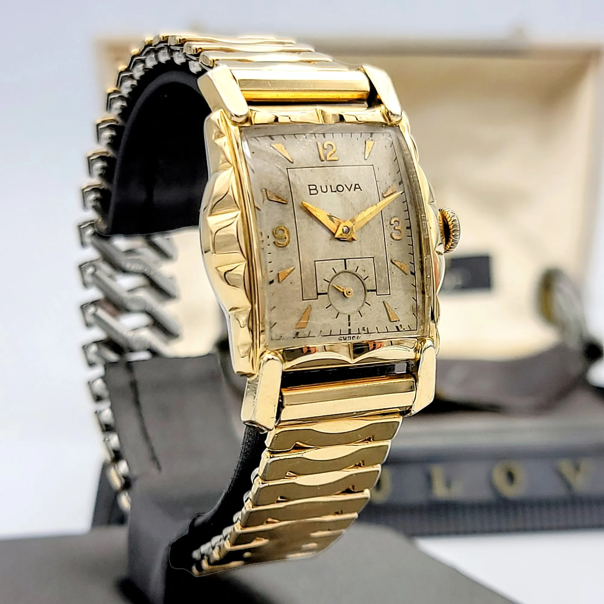 BULOVA 1957 "Senator H" Watch