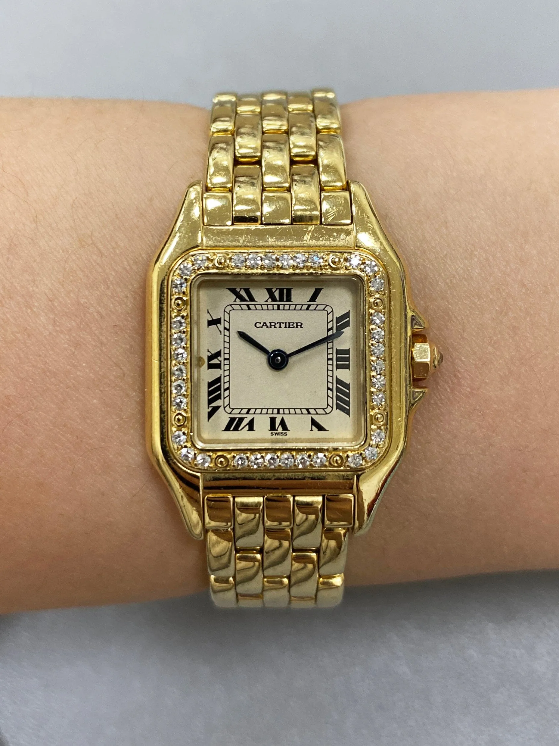 Cartier Panthere 8669 Diamond Bezel 18K Yellow Gold Ladies Watch