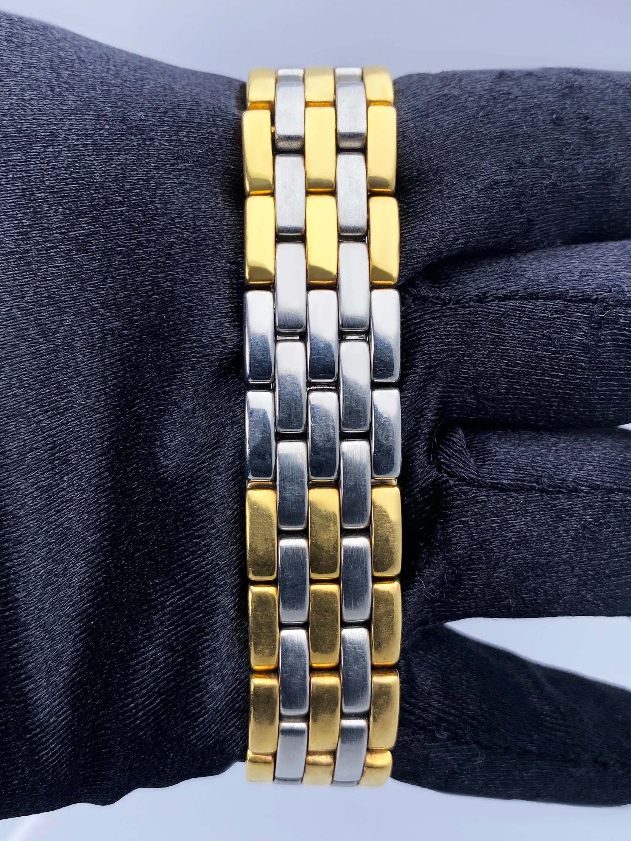 Cartier Panthere Three Rows Midsize Ladies Watch