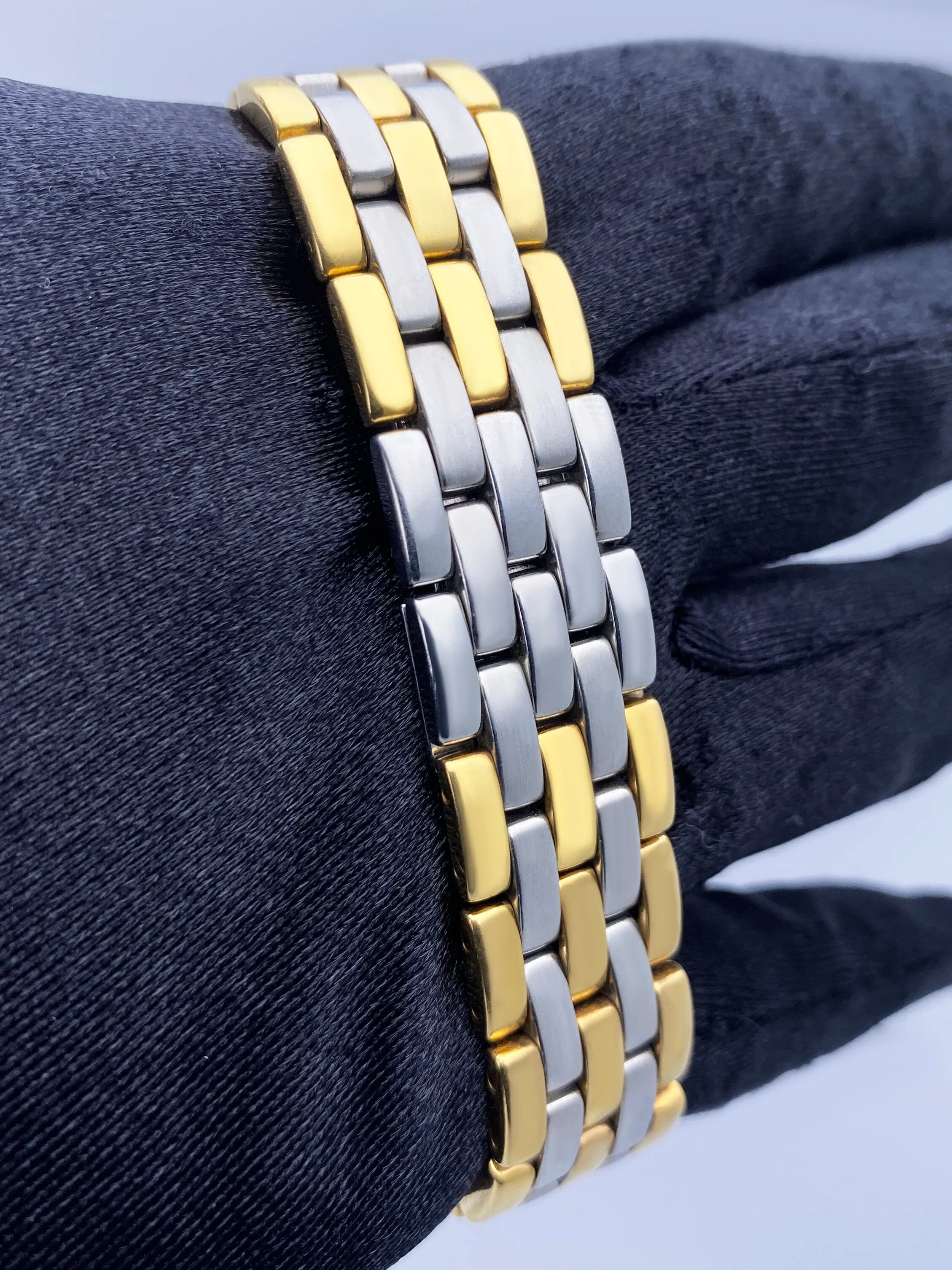 Cartier Panthere Three Rows Midsize Ladies Watch