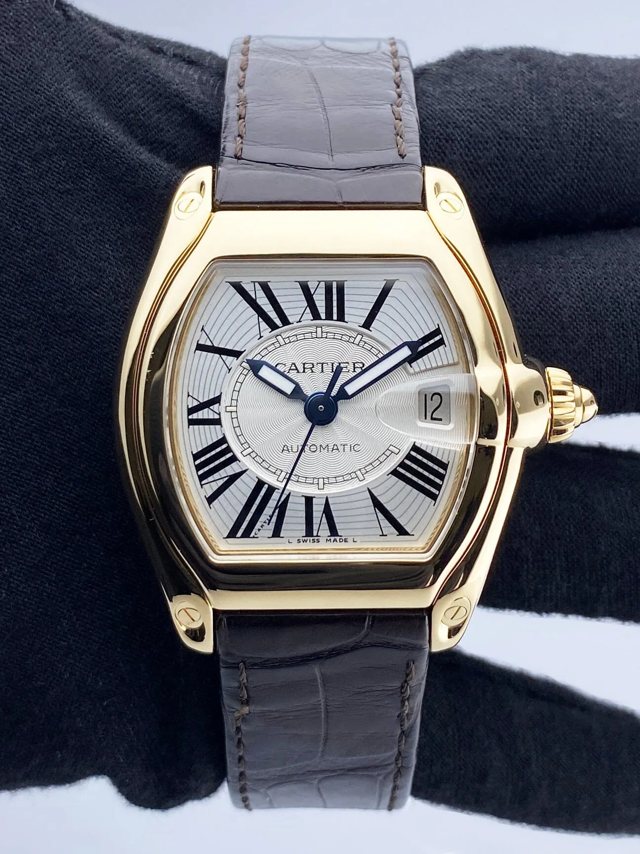 Cartier Roadster Large W62005V2 18K Yellow Gold Mens Watch
