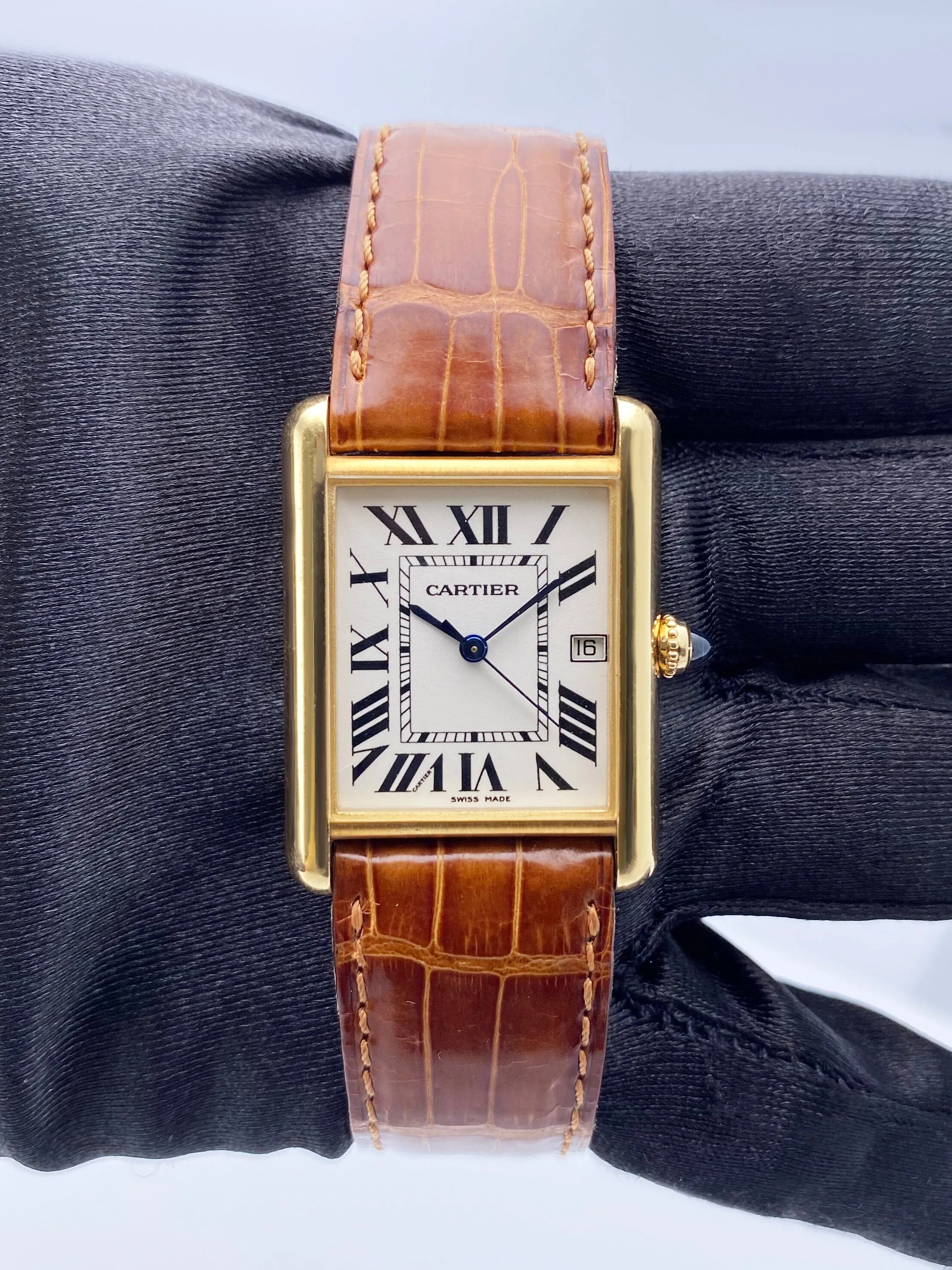 Cartier Tank Louis W1529756 18K Yellow Gold Mens Watch