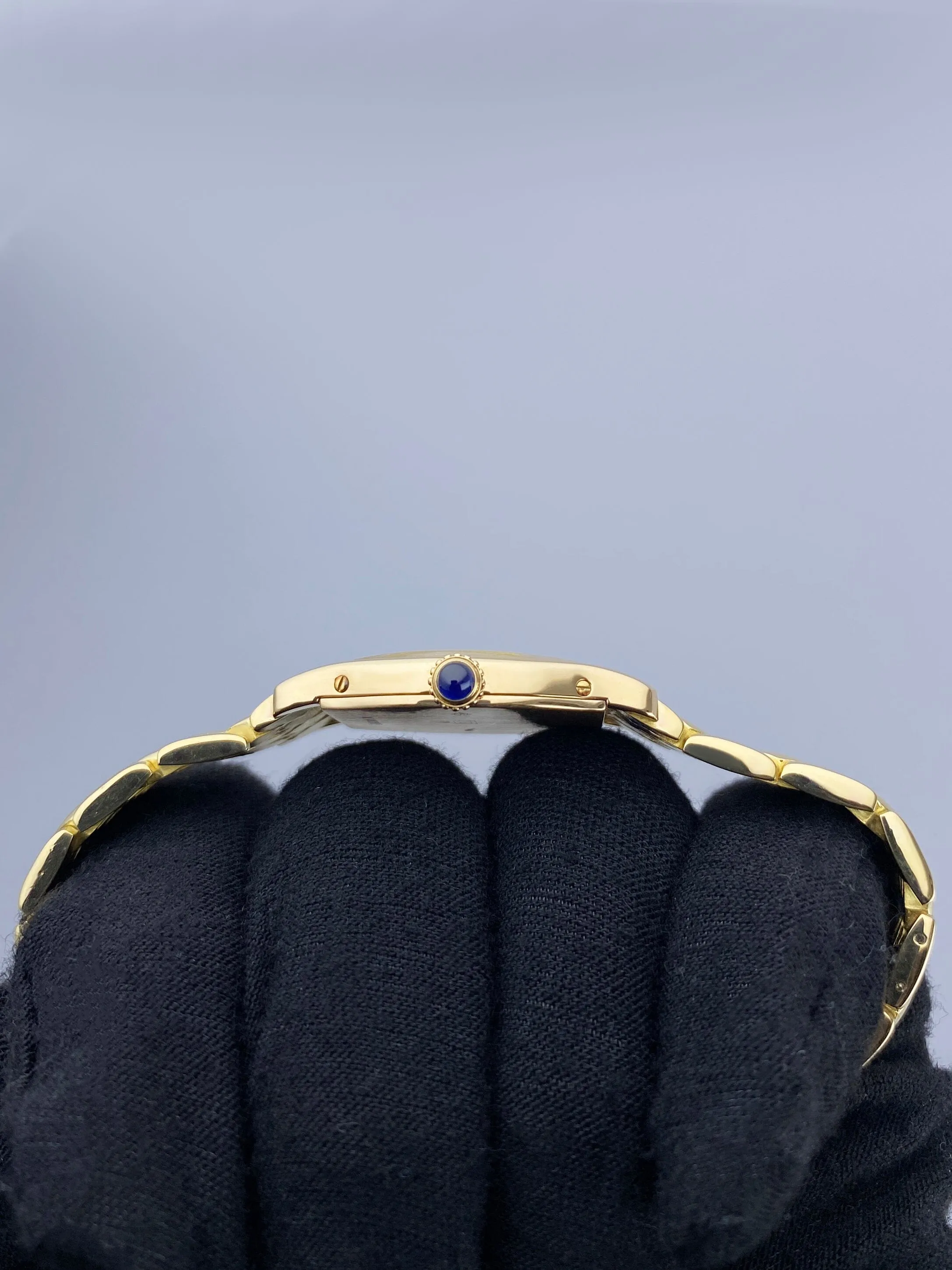 Cartier Tortue 18K Yellow Gold Ladies Watch