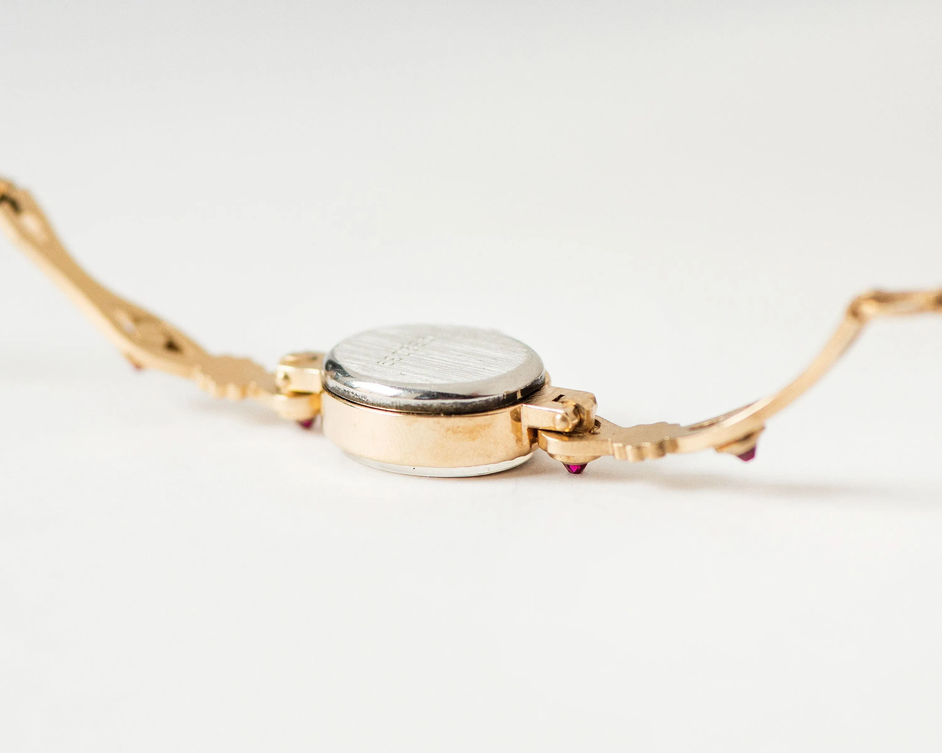 Chic cocktail watch for women gold plated Seagull, mint condition red oval women watch tiny jewelry gift, vintage watch evening accessory