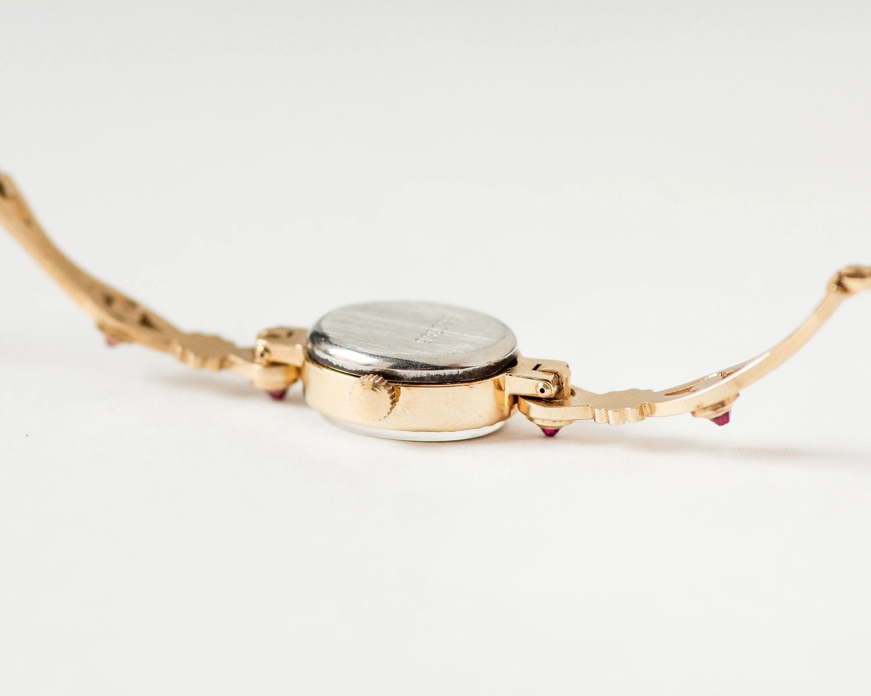 Chic cocktail watch for women gold plated Seagull, mint condition red oval women watch tiny jewelry gift, vintage watch evening accessory