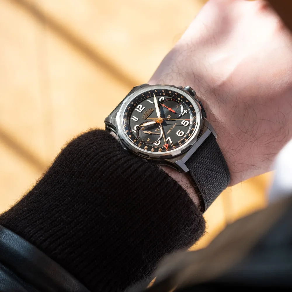 Chronodate Titanium Black Titanium