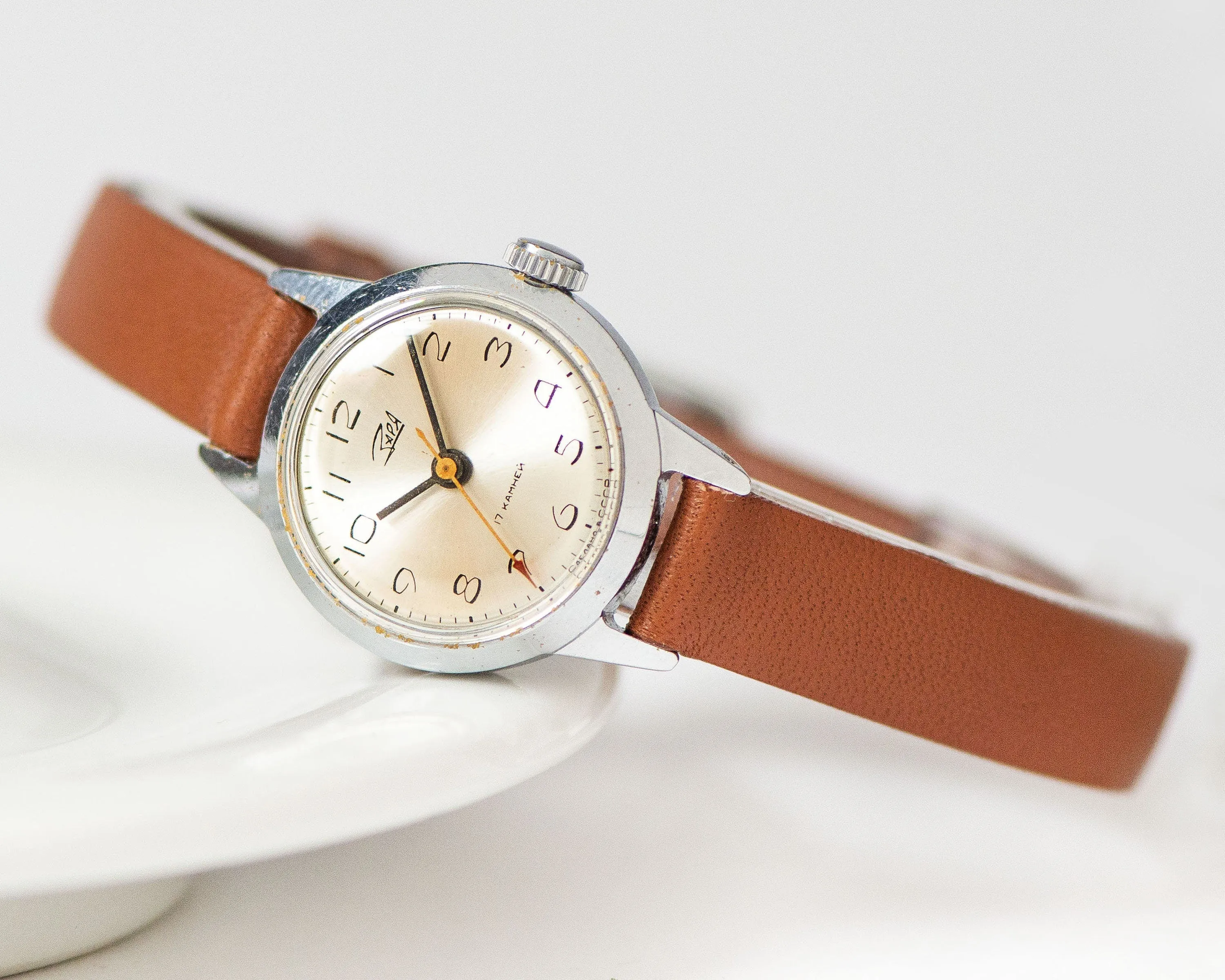 Classic women watch vintage Dawn, retro lady wristwatch silver shade, shockproof watch lady accessory rare gift, new premium leather strap