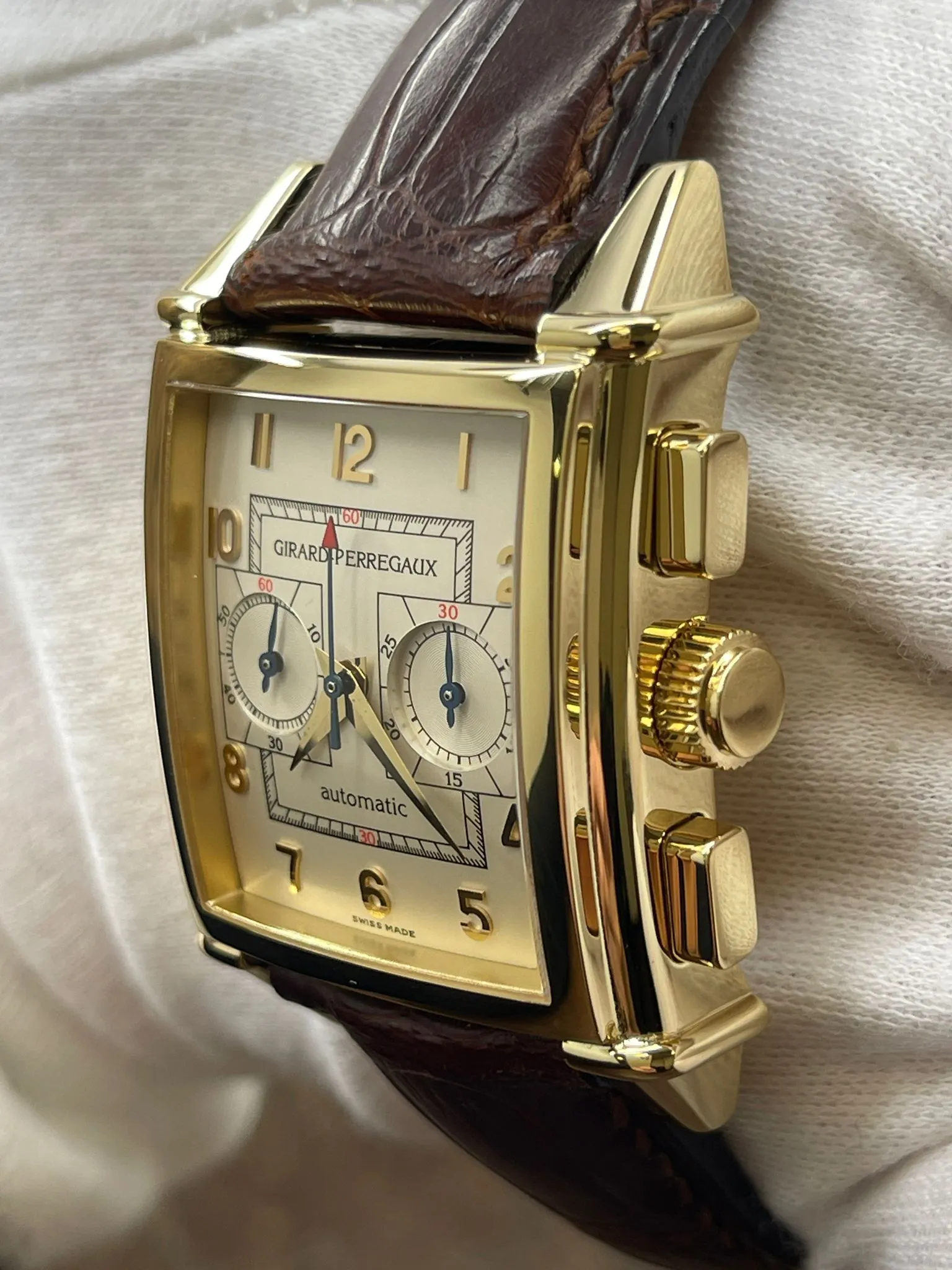 Girard Perregaux Vintage 1945 2599 Ivory Dial Automatic Men's Watch