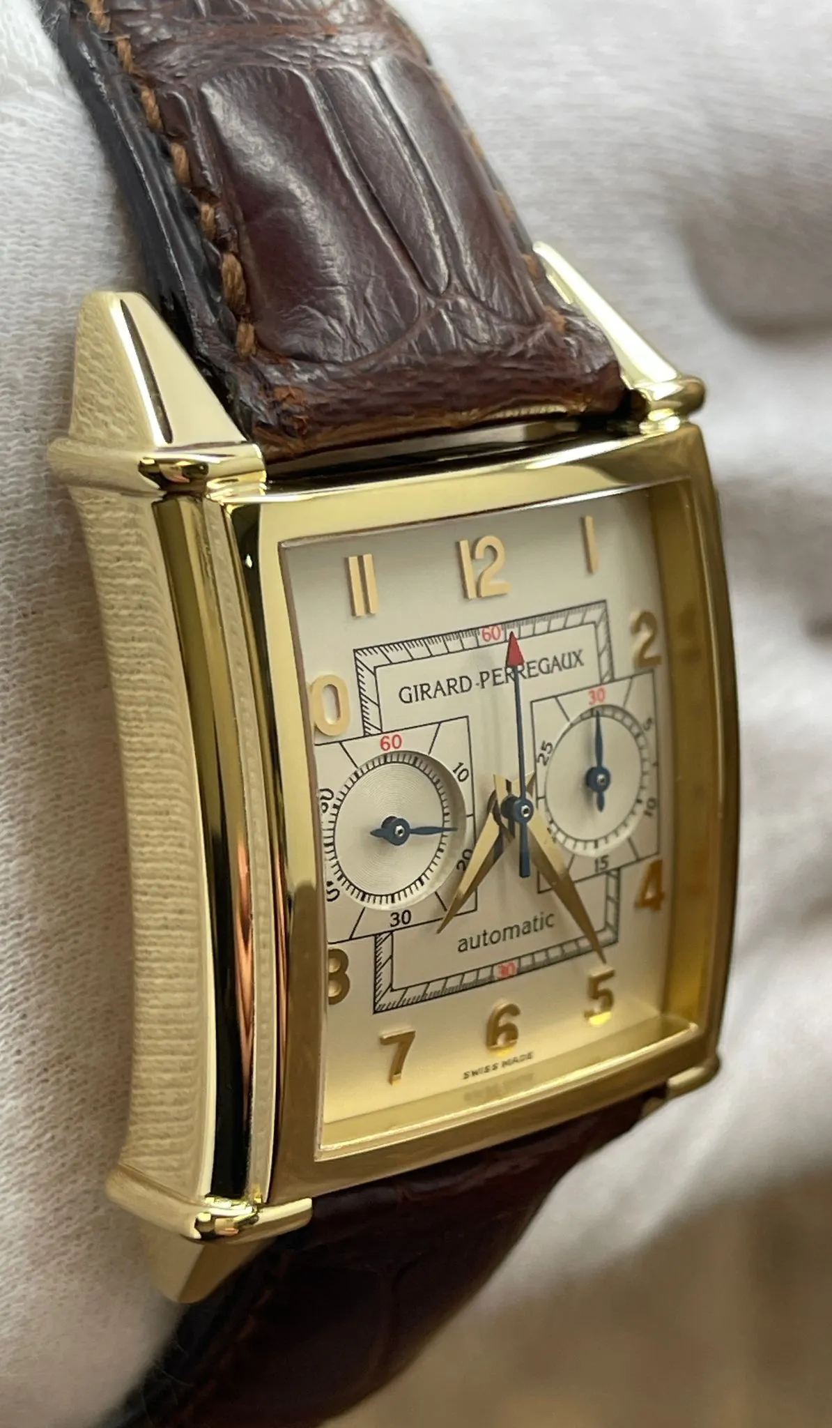 Girard Perregaux Vintage 1945 2599 Ivory Dial Automatic Men's Watch