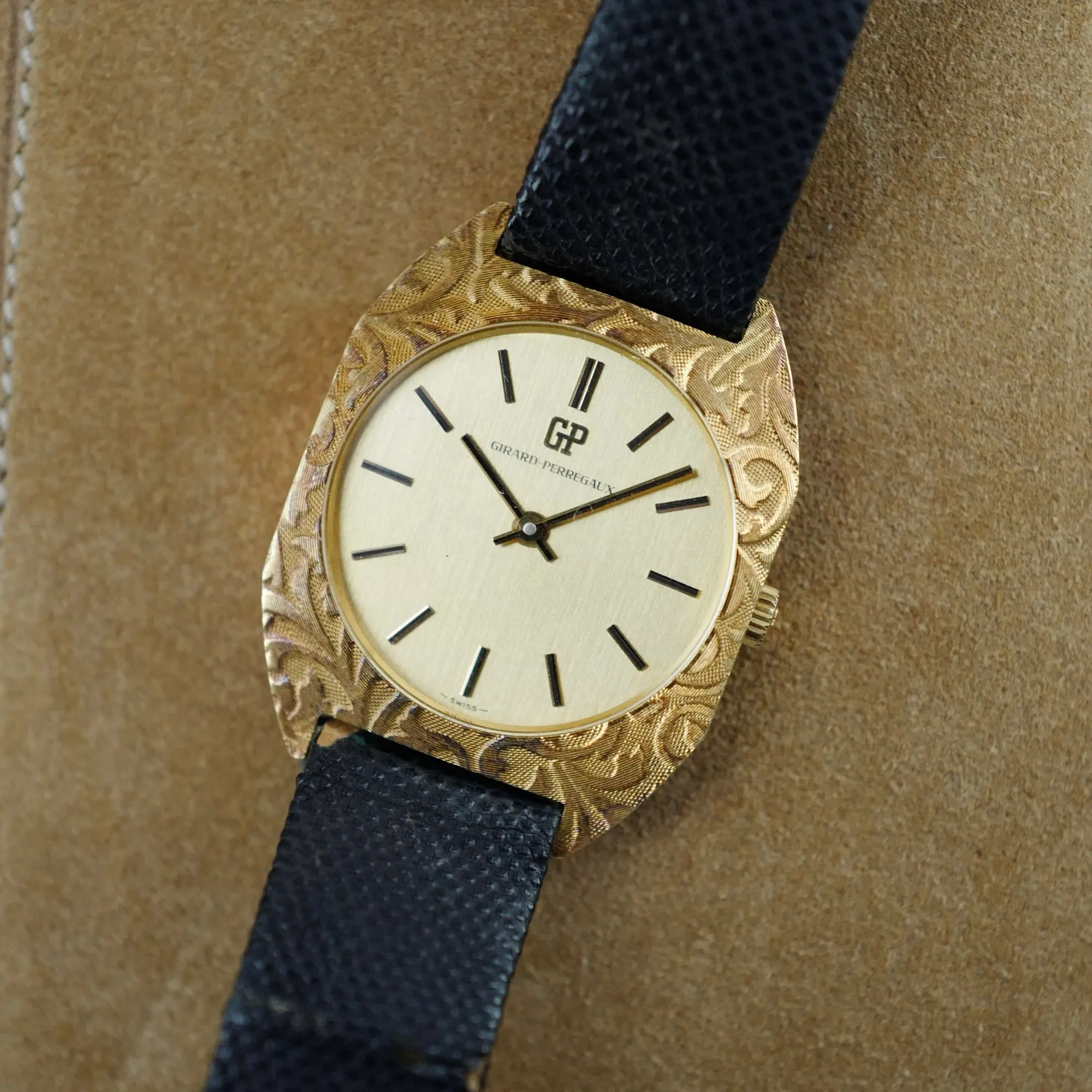 Girard Perregaux Yellow Gold Vintage Watch Ref. 9851RA
