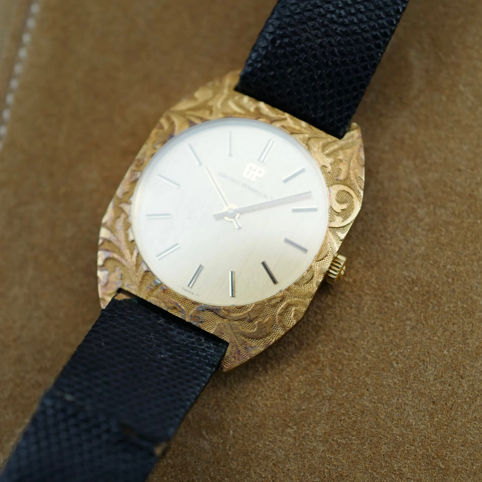 Girard Perregaux Yellow Gold Vintage Watch Ref. 9851RA