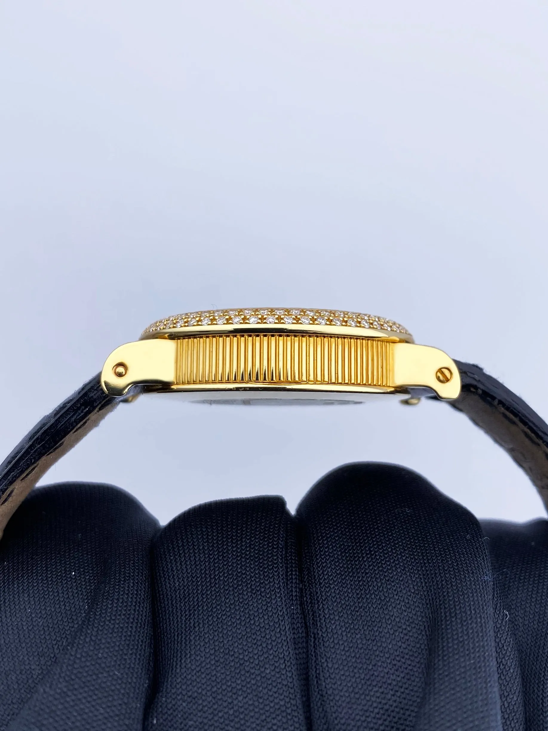 Gérald Genta Retro G.3624 Diamonds Dial Gold Ladies Watch Box Papers