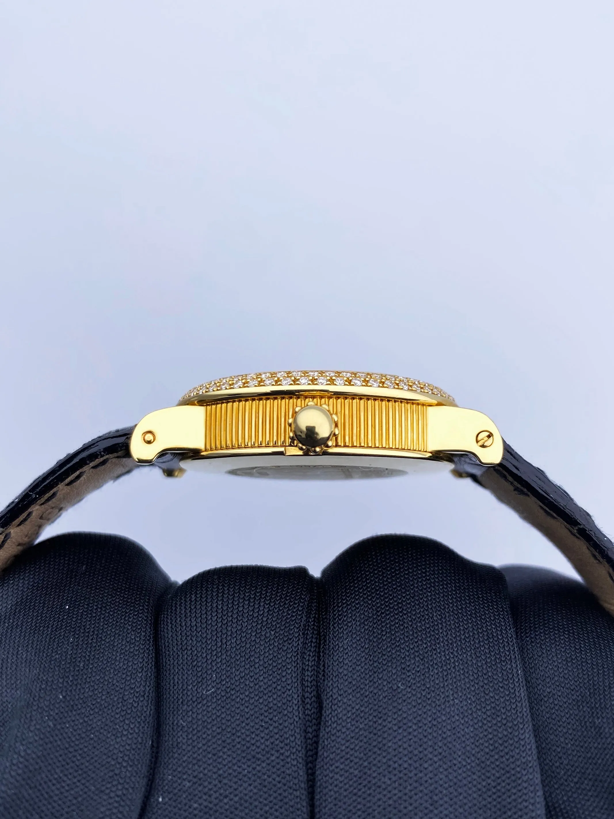 Gérald Genta Retro G.3624 Diamonds Dial Gold Ladies Watch Box Papers
