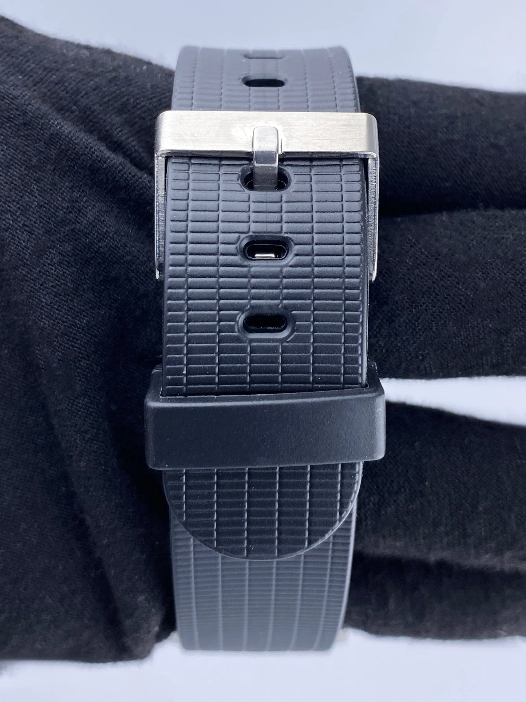 Gérald Genta Retro Sport RSP.L.10 Diamonds Dial Mens Watch Box Papers