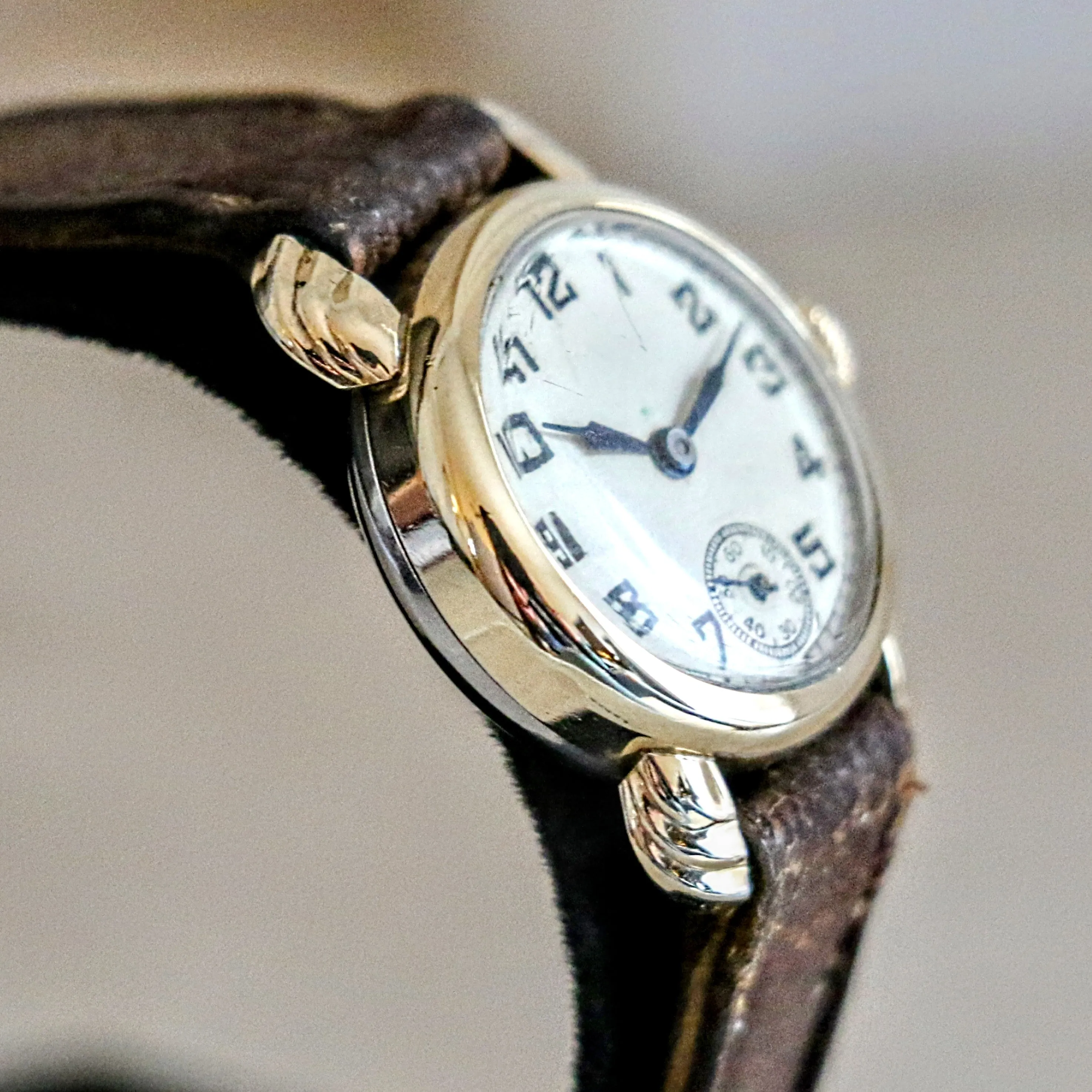 GRUEN Guild "Boys Watch" Cal. 705 17 Jewels 25mm Swiss Made Wristwatch