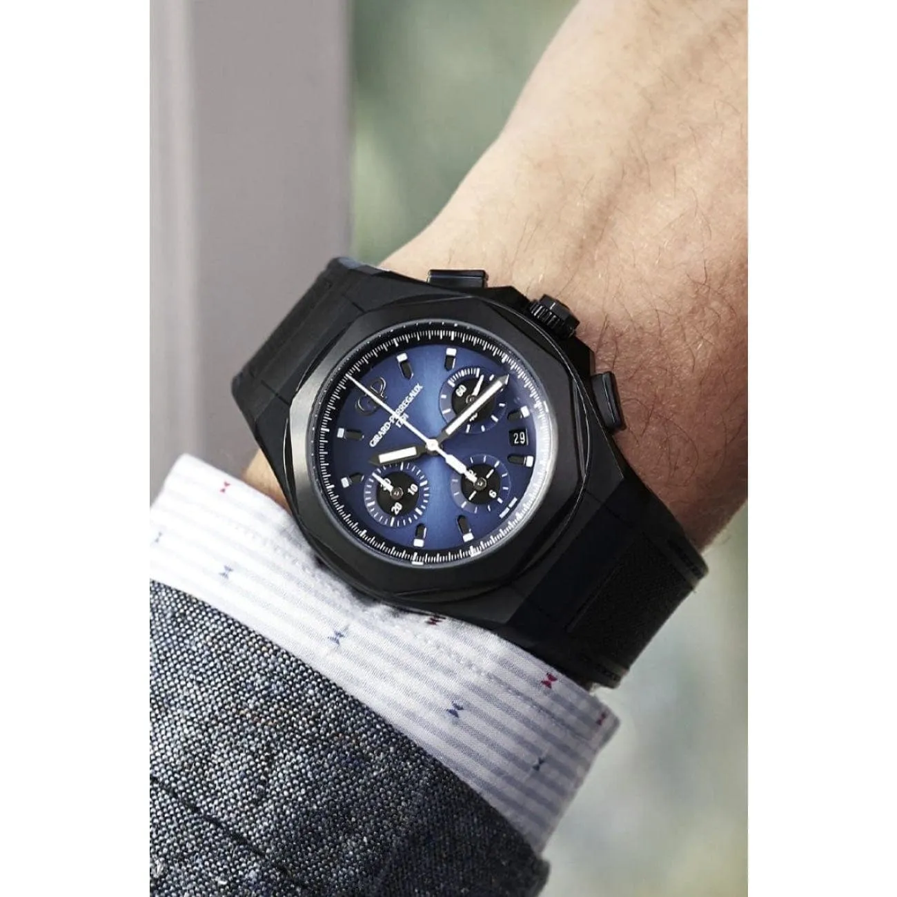 Laureato Absolute Chronograph
