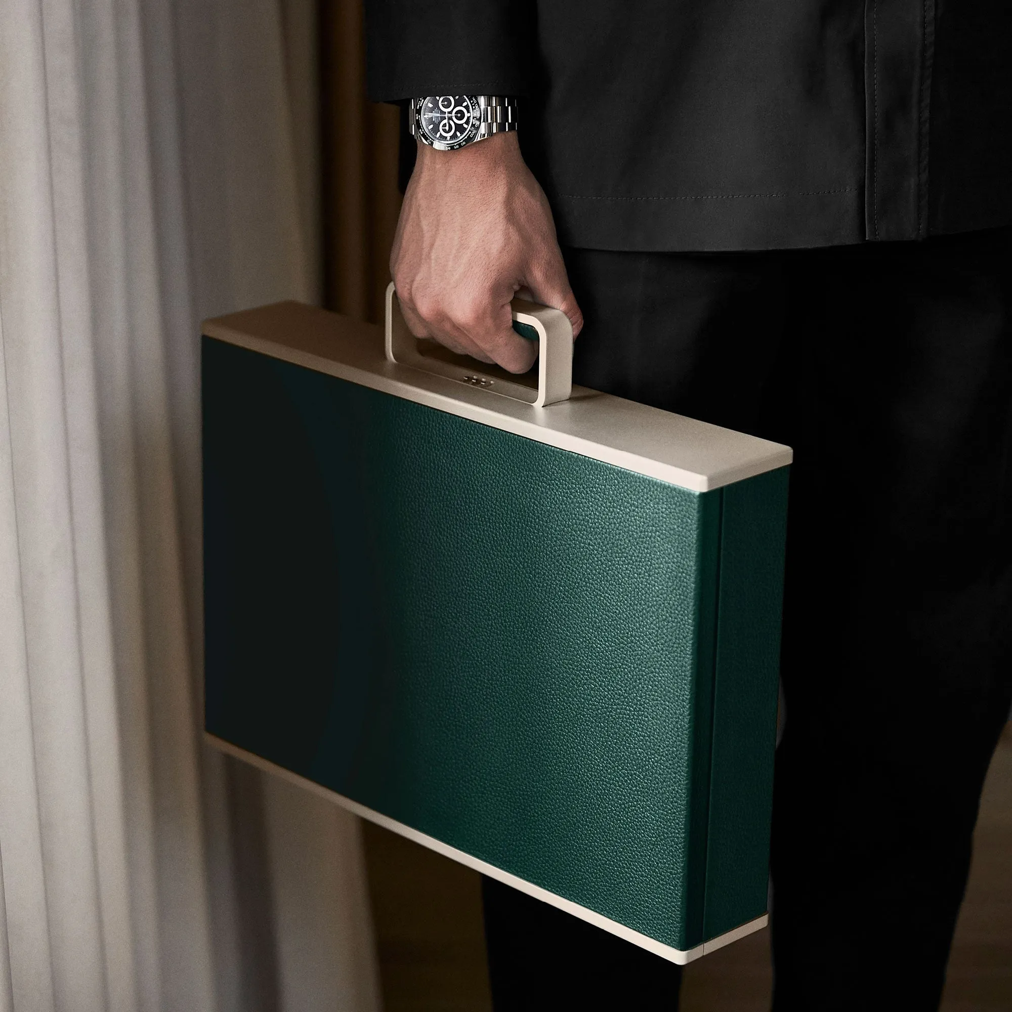 MACKENZIE 12 WATCH BRIEFCASE - EMERALD / CHAMPAGNE