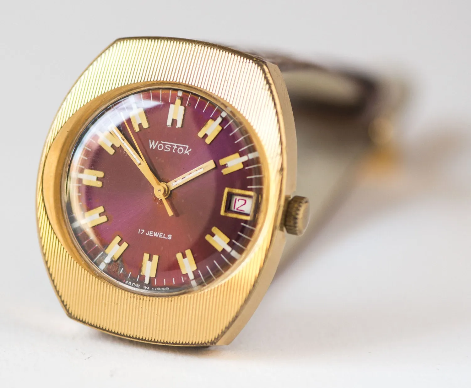 Men's watch Vostok, gold plated chunky wrist watch, watch for men, oxblood dial watch, mechanical watch, men accessory, new leather strap