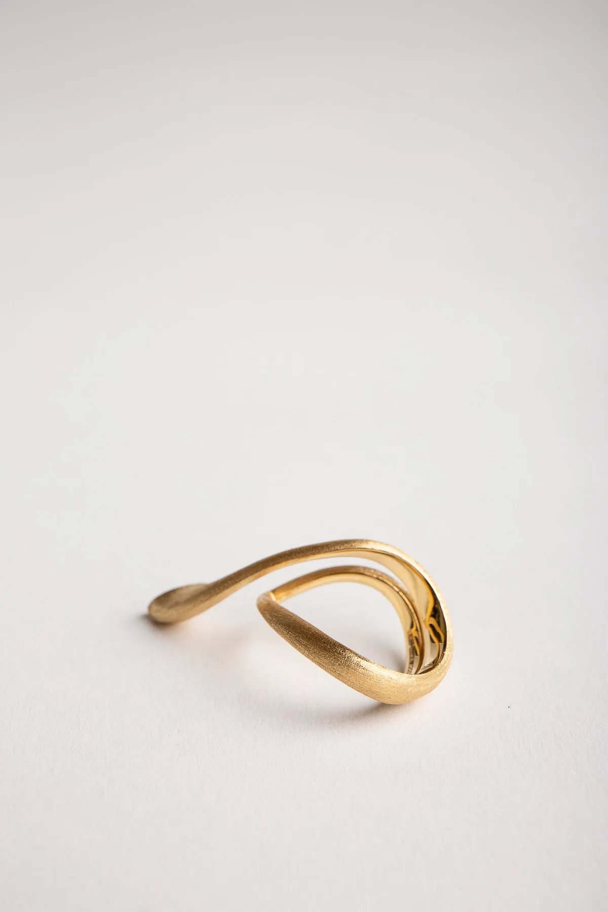 MIKE JOSEPH | WHITE DIAMOND ABSTRACT RING