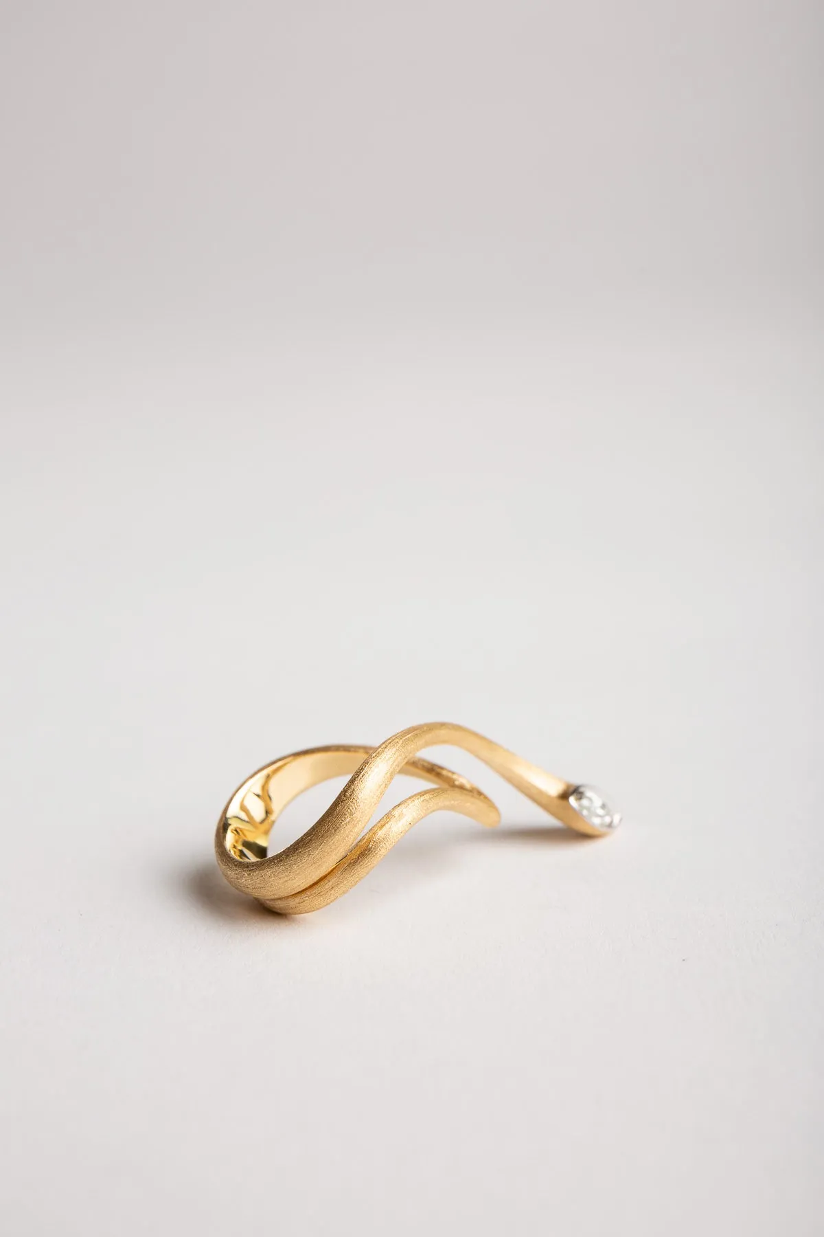 MIKE JOSEPH | WHITE DIAMOND ABSTRACT RING