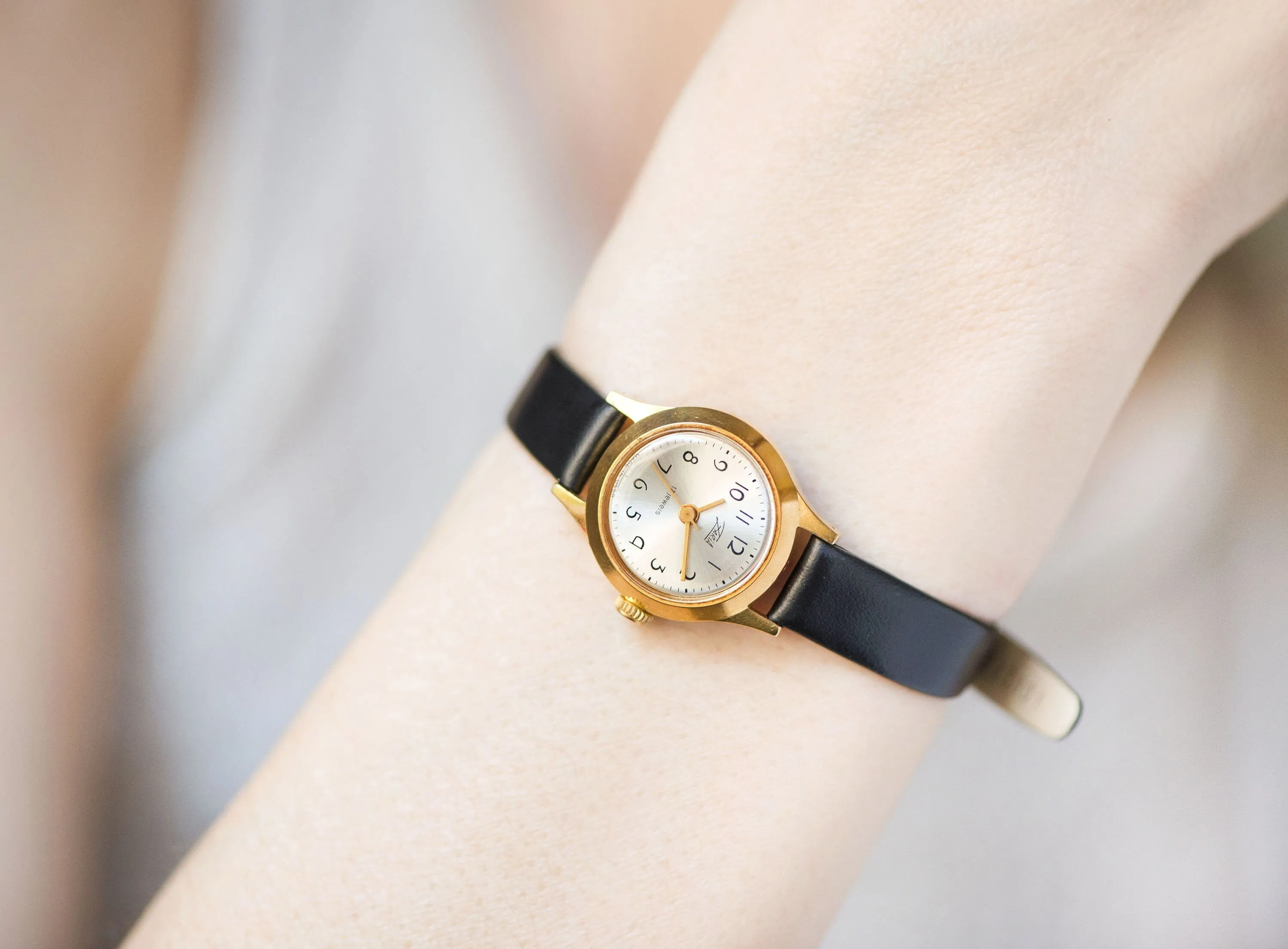 Minimalist women watch gold plated Dawn, Arabic numerals lady watch, preppy watch delicate gift jewelry classic, new premium leather strap