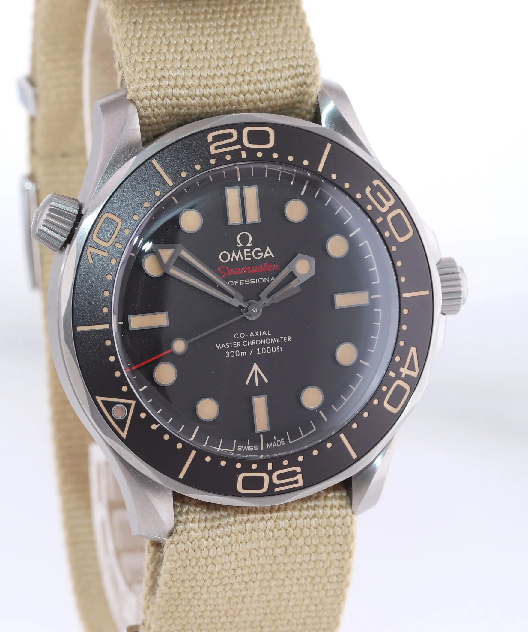 NEW 2021 Omega Seamaster Bond 007 Brown Titanium NATO 210.92.42.20.01.001 Watch