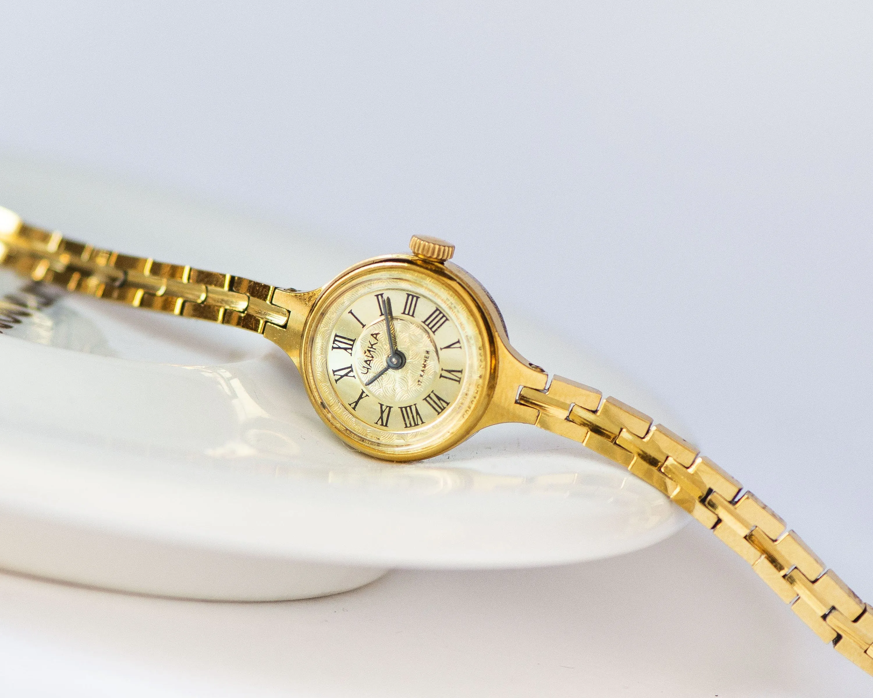 New old stock women's cocktail watch Seagull gold shade, delicate lady watch bracelet, Roman numerals women's watch retro tiny jewelry gift