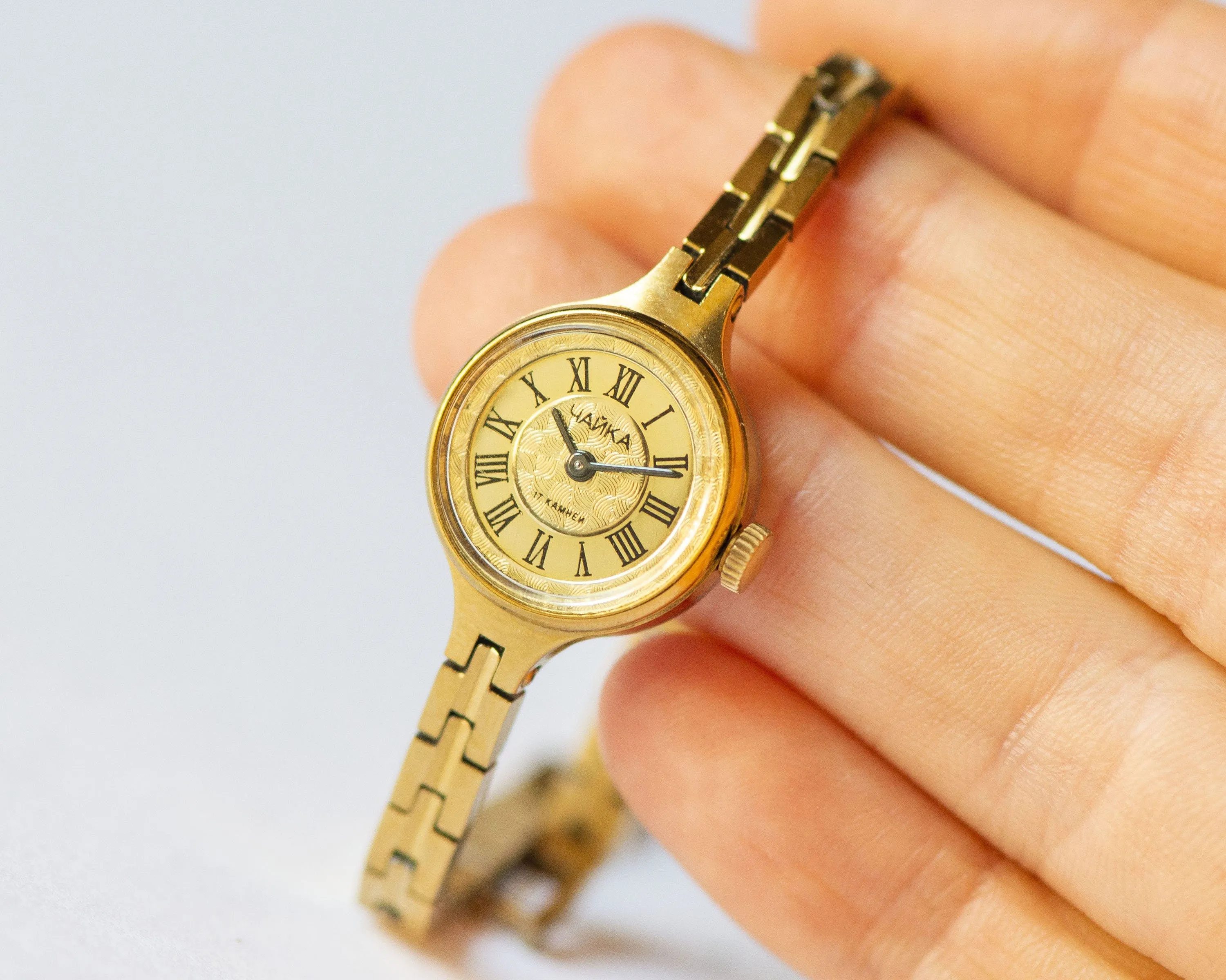 New old stock women's cocktail watch Seagull gold shade, delicate lady watch bracelet, Roman numerals women's watch retro tiny jewelry gift