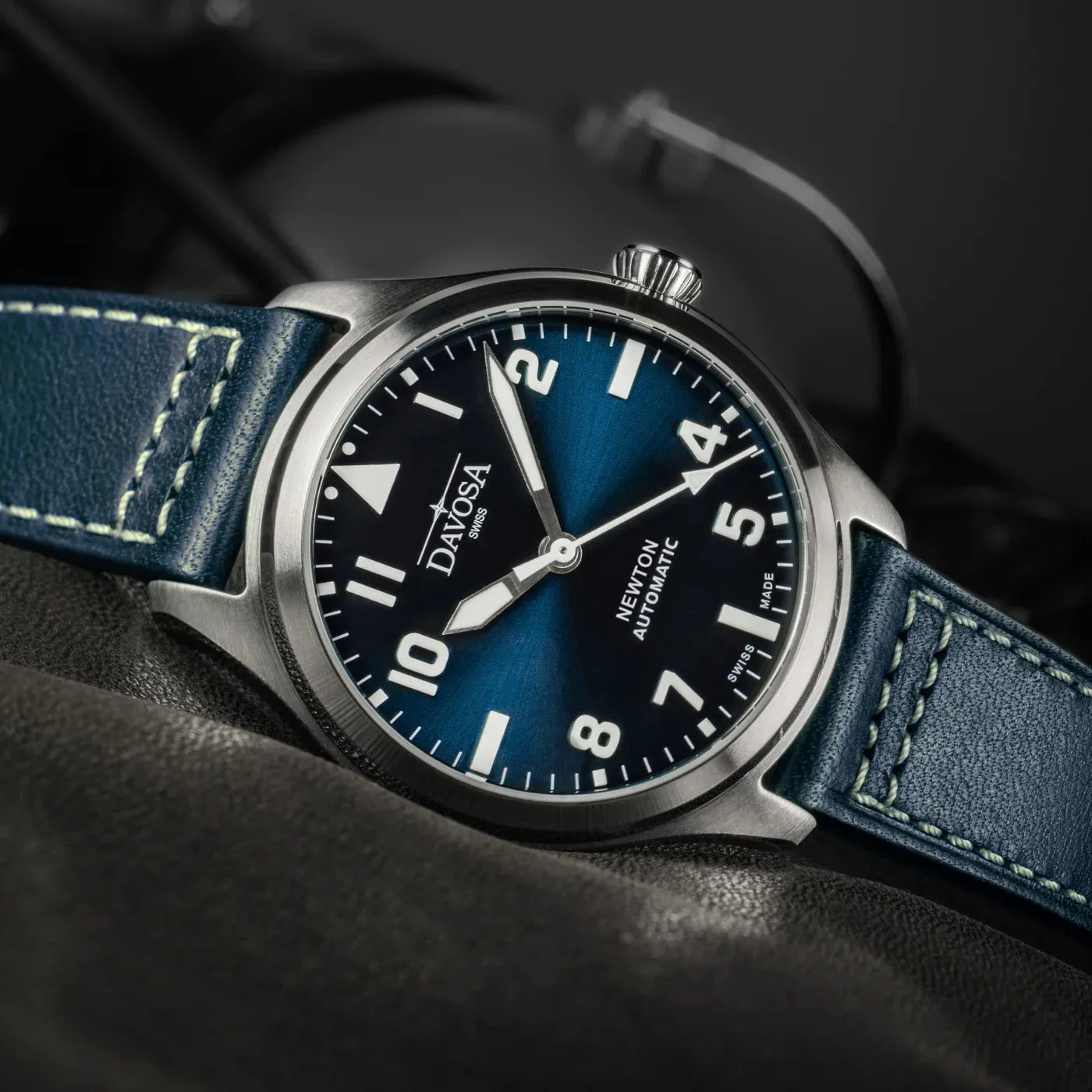 Newton Automatic 40mm Blue Blue Pilot Watch 16153045