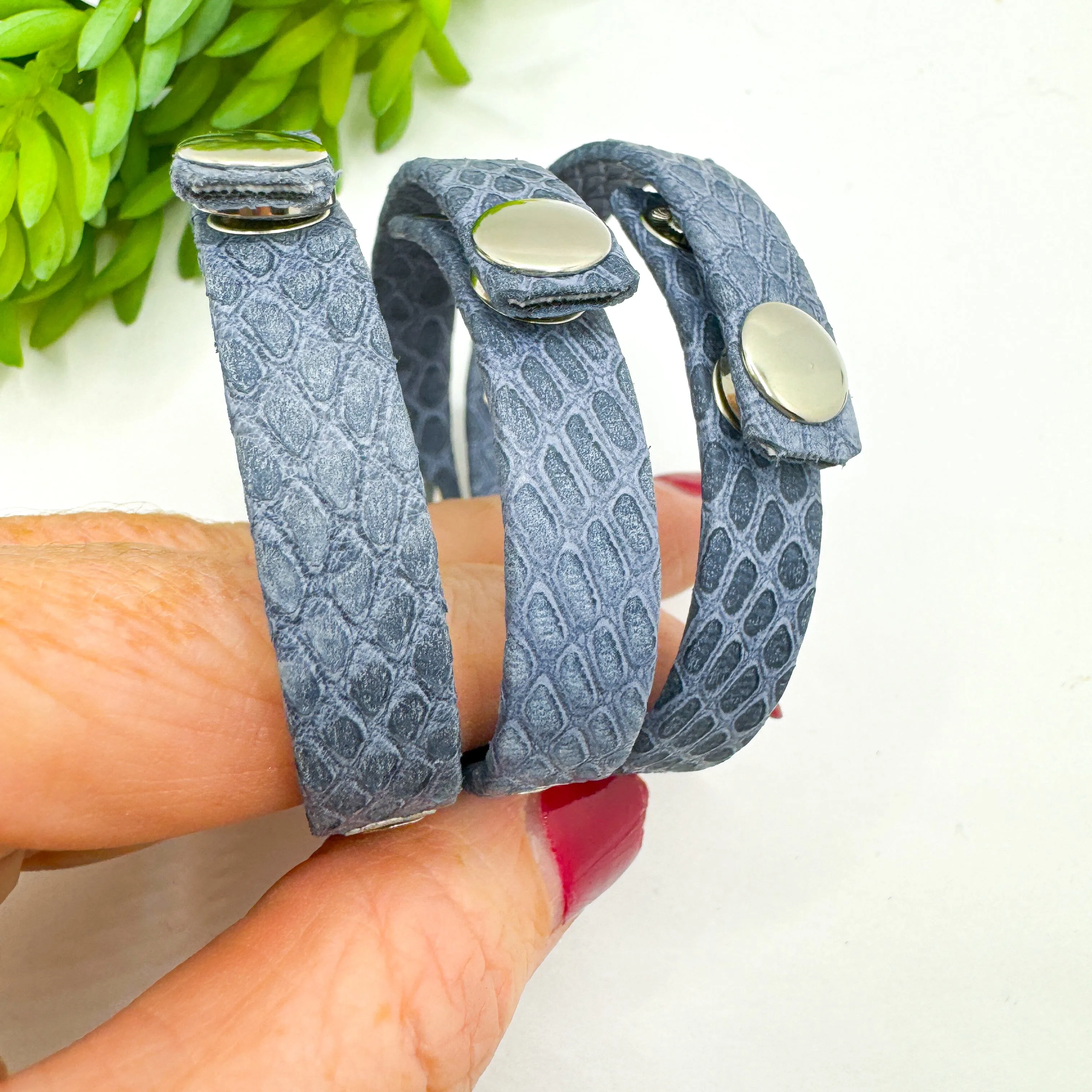 Nordic Sky Blue | 3 Phrases | Leather Skinny Bracelet | Adjustable