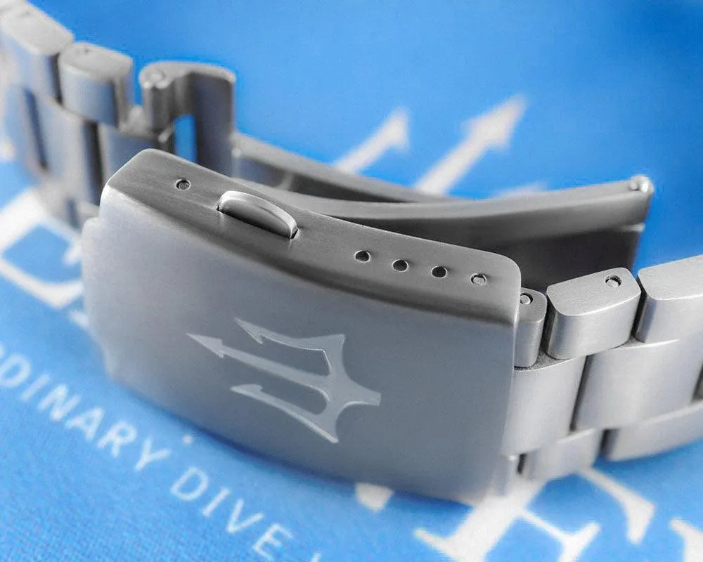 Oceaneva Deep Marine Explorer II Pro Diver Titanium Limited Edition 1250m - Light Gray Dia