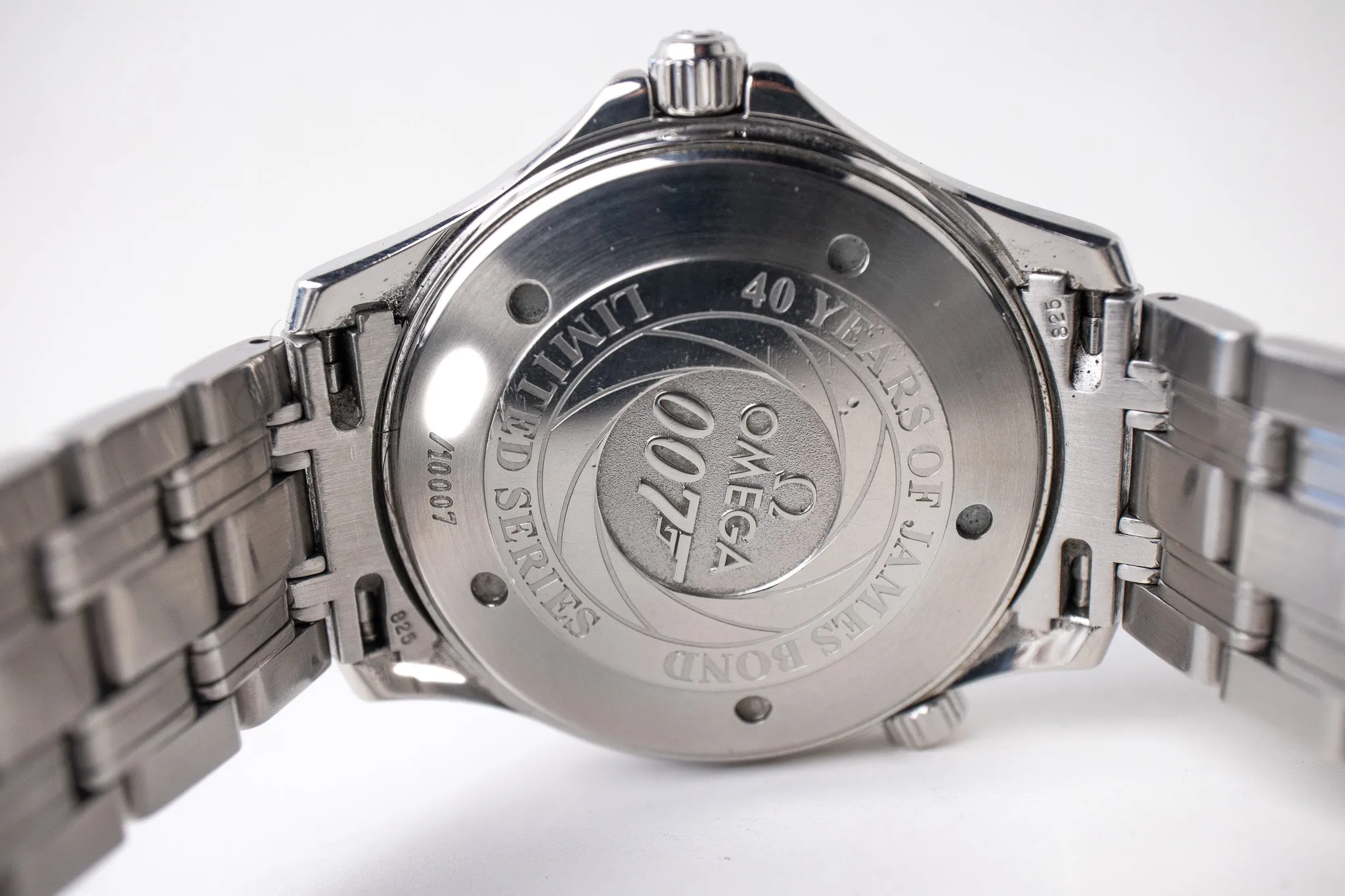 Omega Seamaster 300m 007 James Bond 2537.80