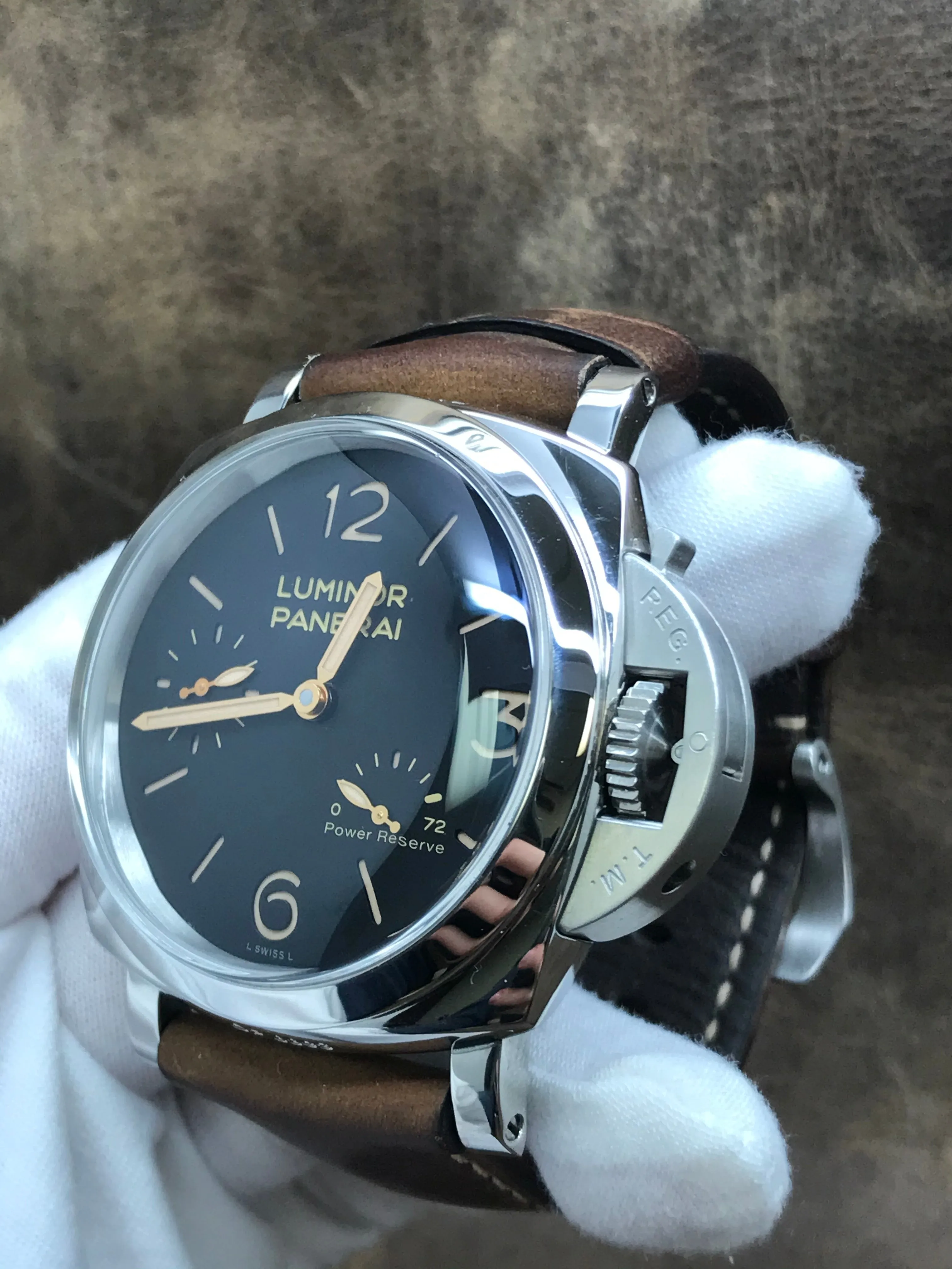 Panerai Luminor Marina 3 Days PAM00423 Black Dial Manual wind Men's Watch