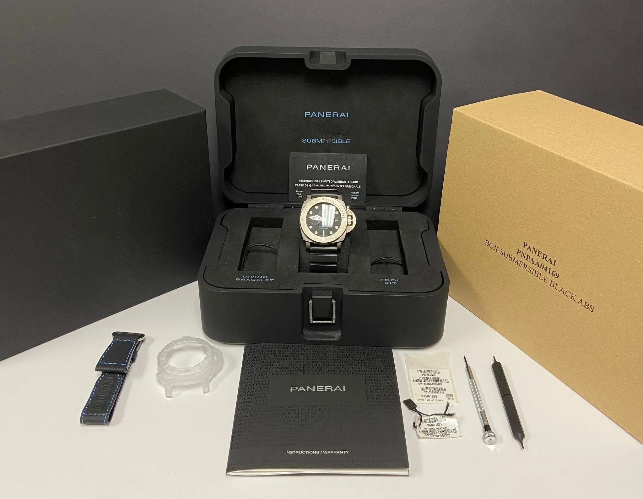 Panerai Luminor Submersible 1950 3 Days PAM01305 Black Dial Automatic Men's Watch