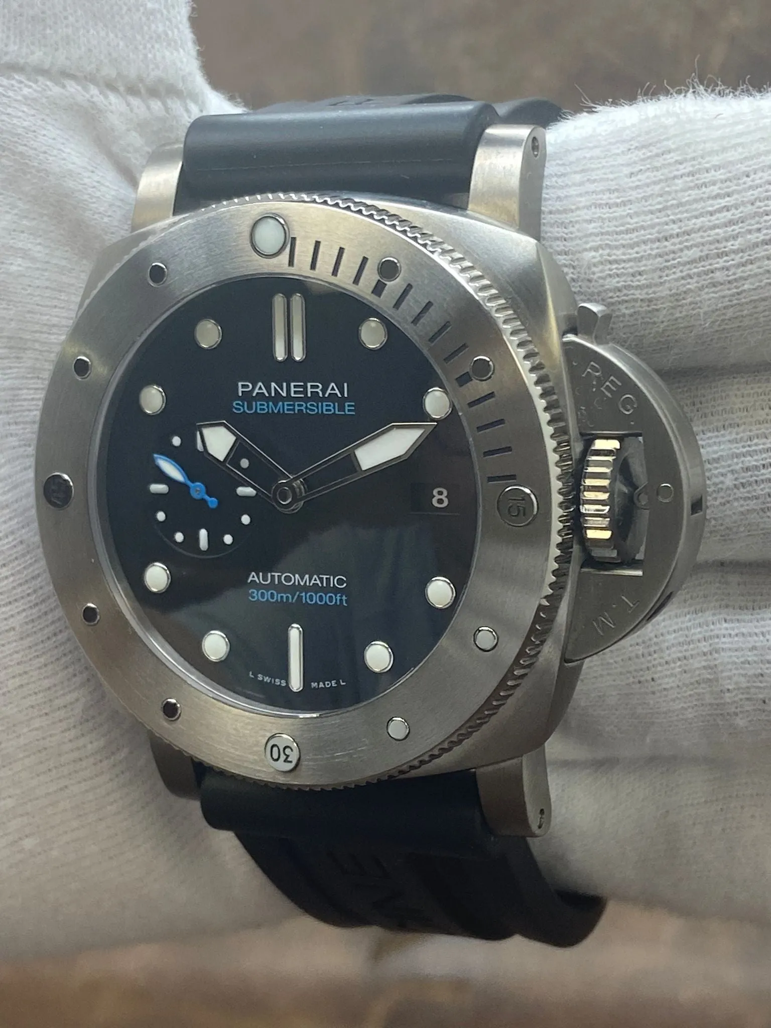 Panerai Luminor Submersible  3 extra straps PAM02305  Black Dial Automatic Men's Watch