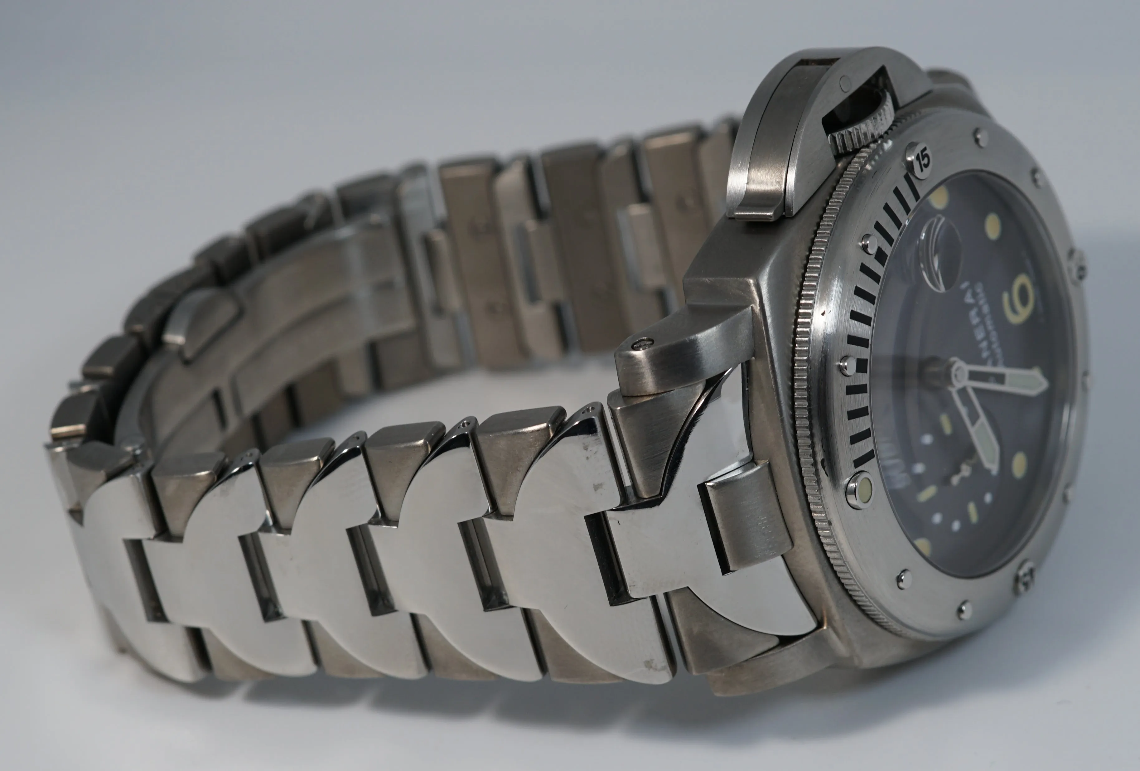 Panerai PAM 106 Luminor Submersible Titanium Anthracite Auto 44mm Watch PAM00106