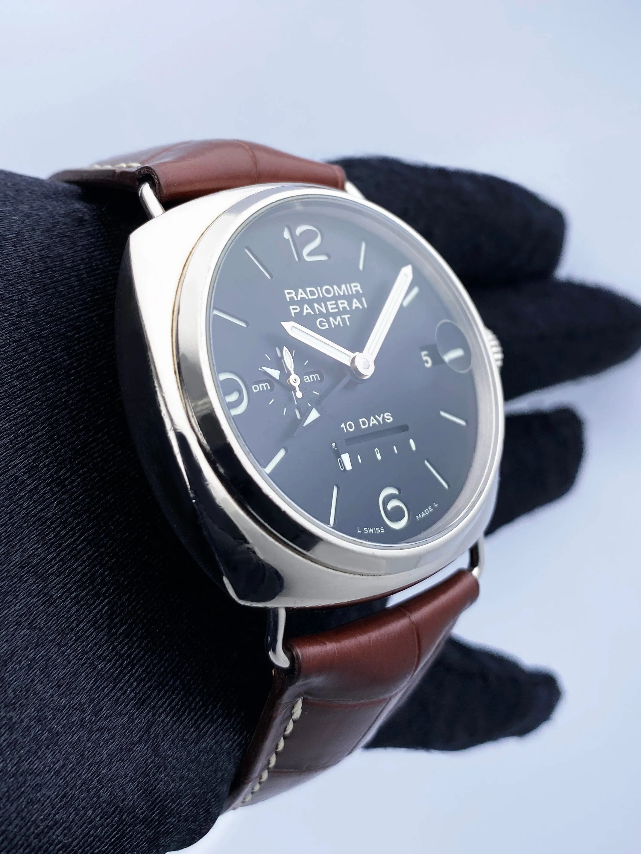 Panerai Radiomir 10 Day GMT PAM00235 Mens Watch Box Papers