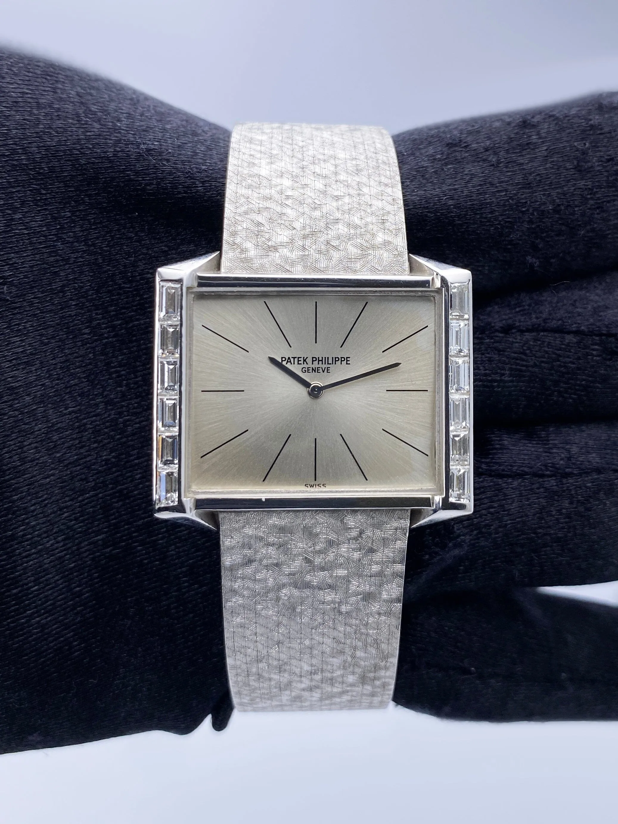 Patek Philippe 3506/2 Diamond 18K White Gold Ladies Watch