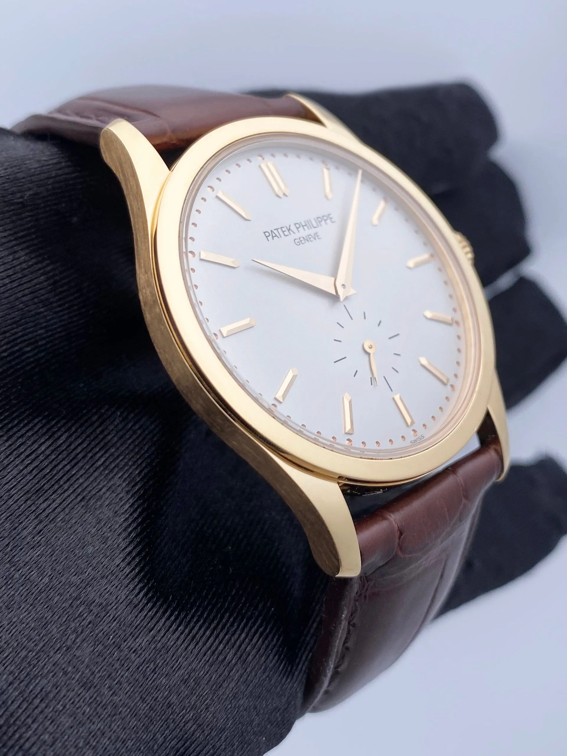 Patek Philippe Calatrava 5196R 18K Rose Gold Mens Watch Box Papers
