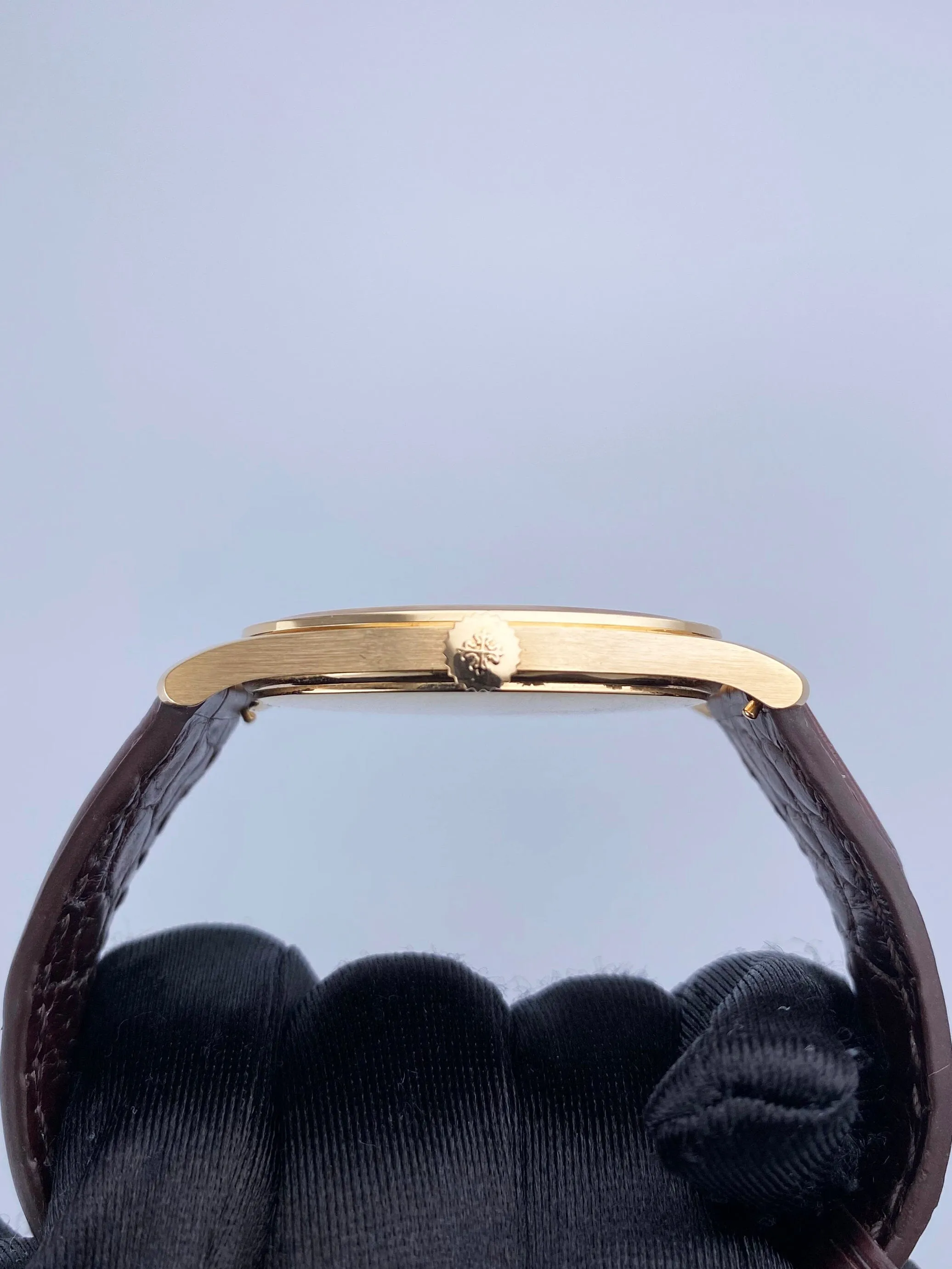 Patek Philippe Calatrava 5196R 18K Rose Gold Mens Watch Box Papers