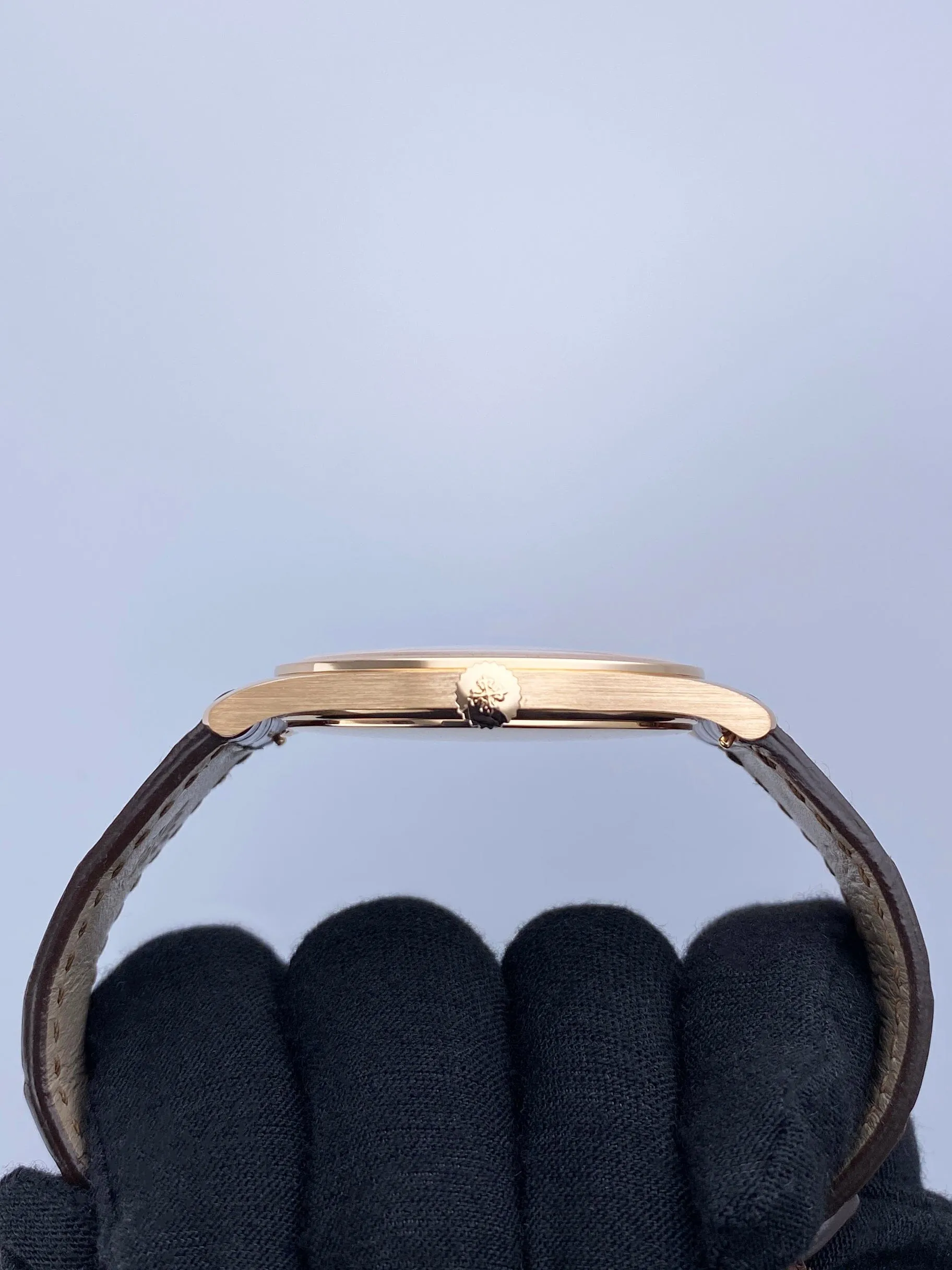 Patek Philippe Calatrava 5196R 18K Rose Gold Mens Watch