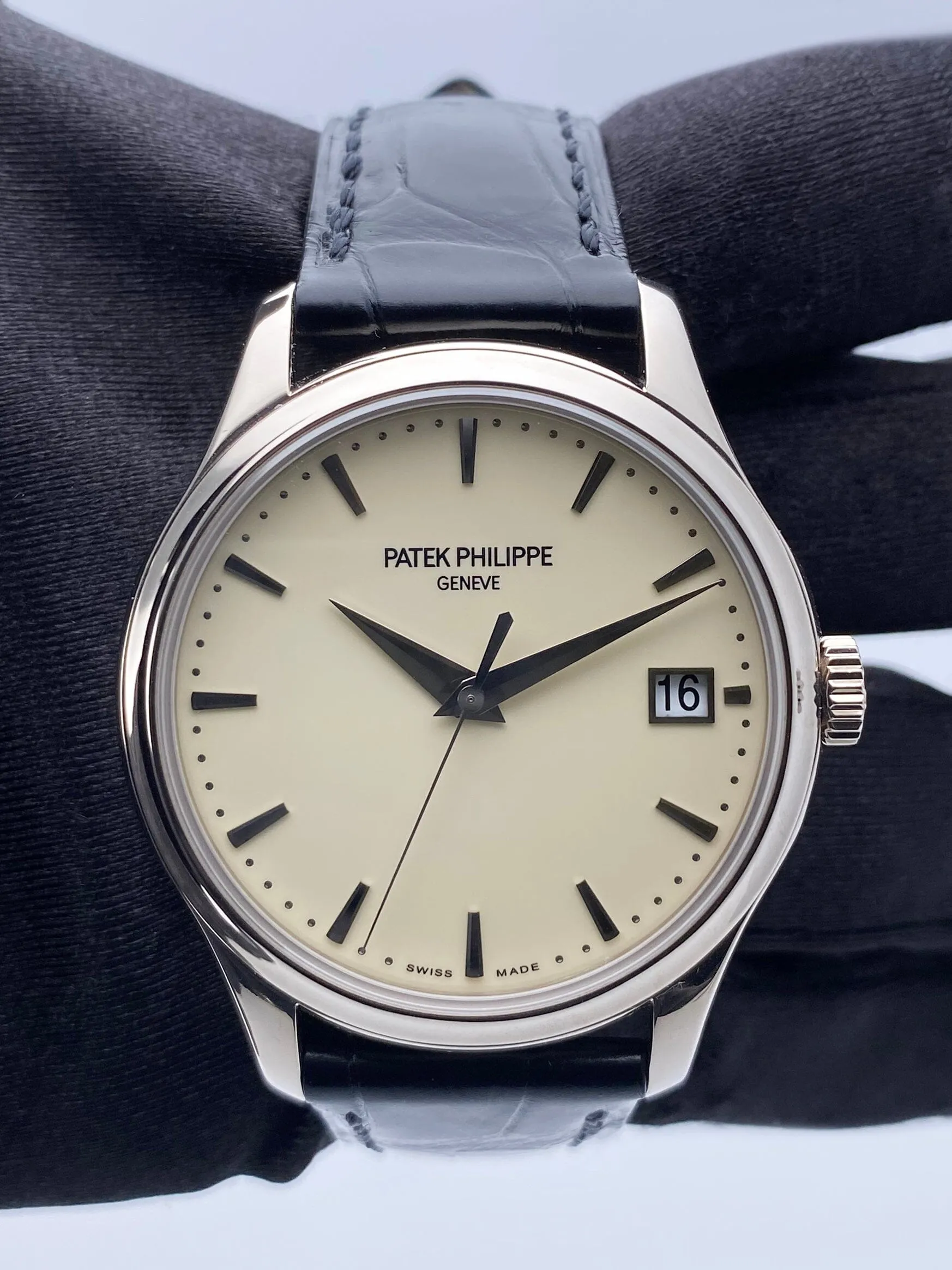 Patek Philippe Calatrava 5227G Ivory Dial 18K White Gold Mens Watch Box Papers