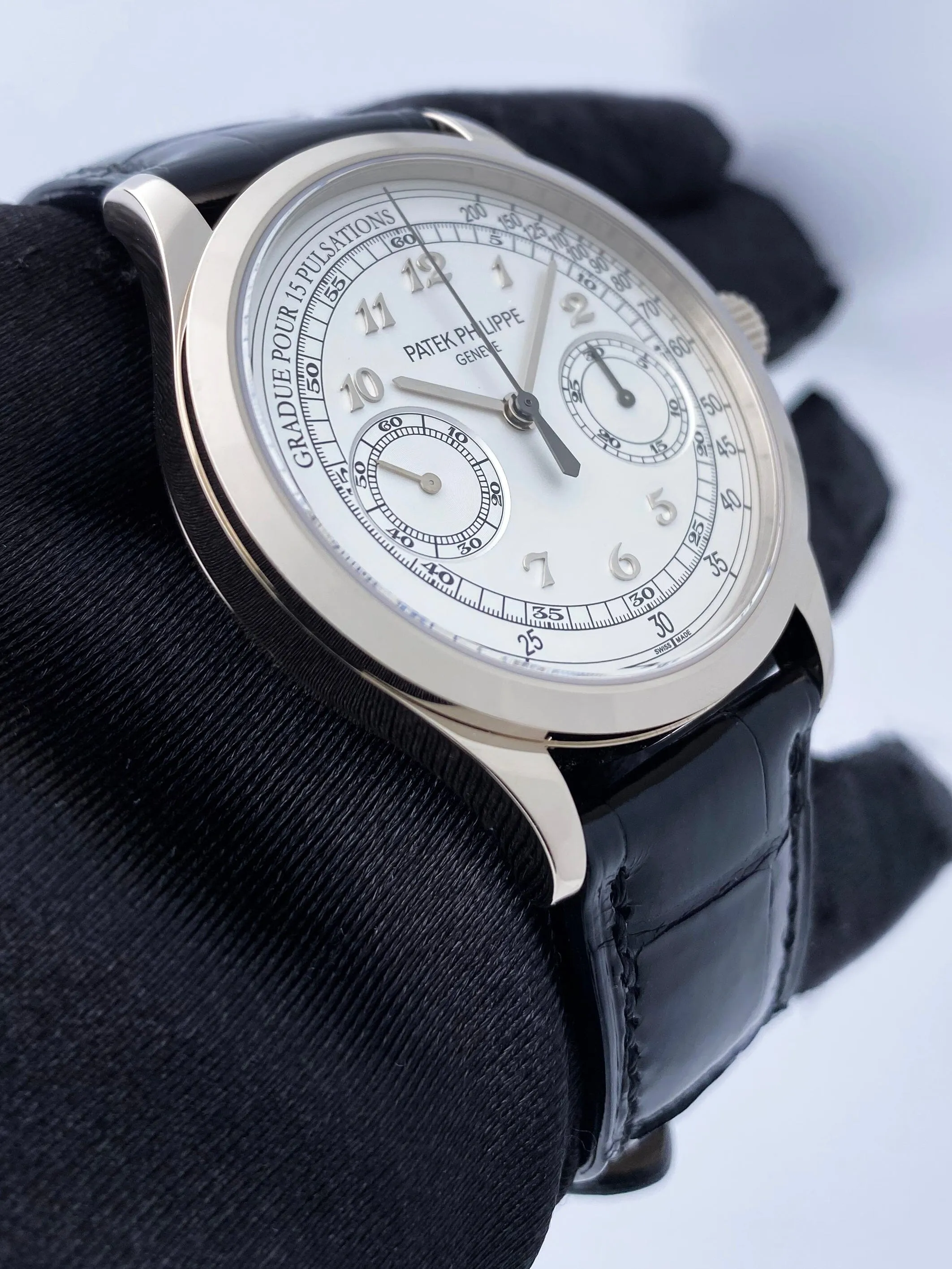 Patek Philippe Chronograph 5170G Silver Dial Mens Watch Box Papers
