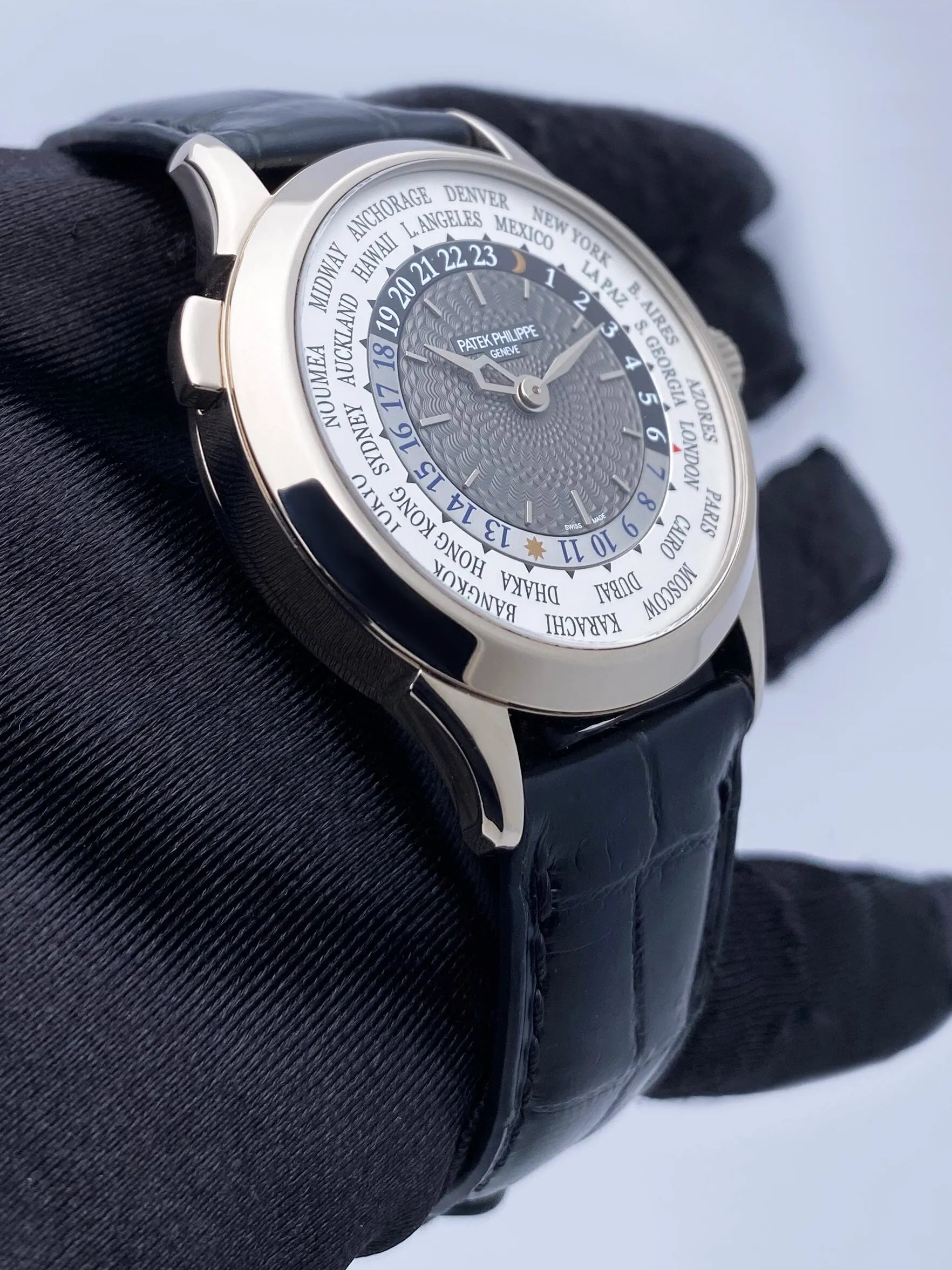 Patek Philippe Complications World Time 5230G Mens Watch Box Papers