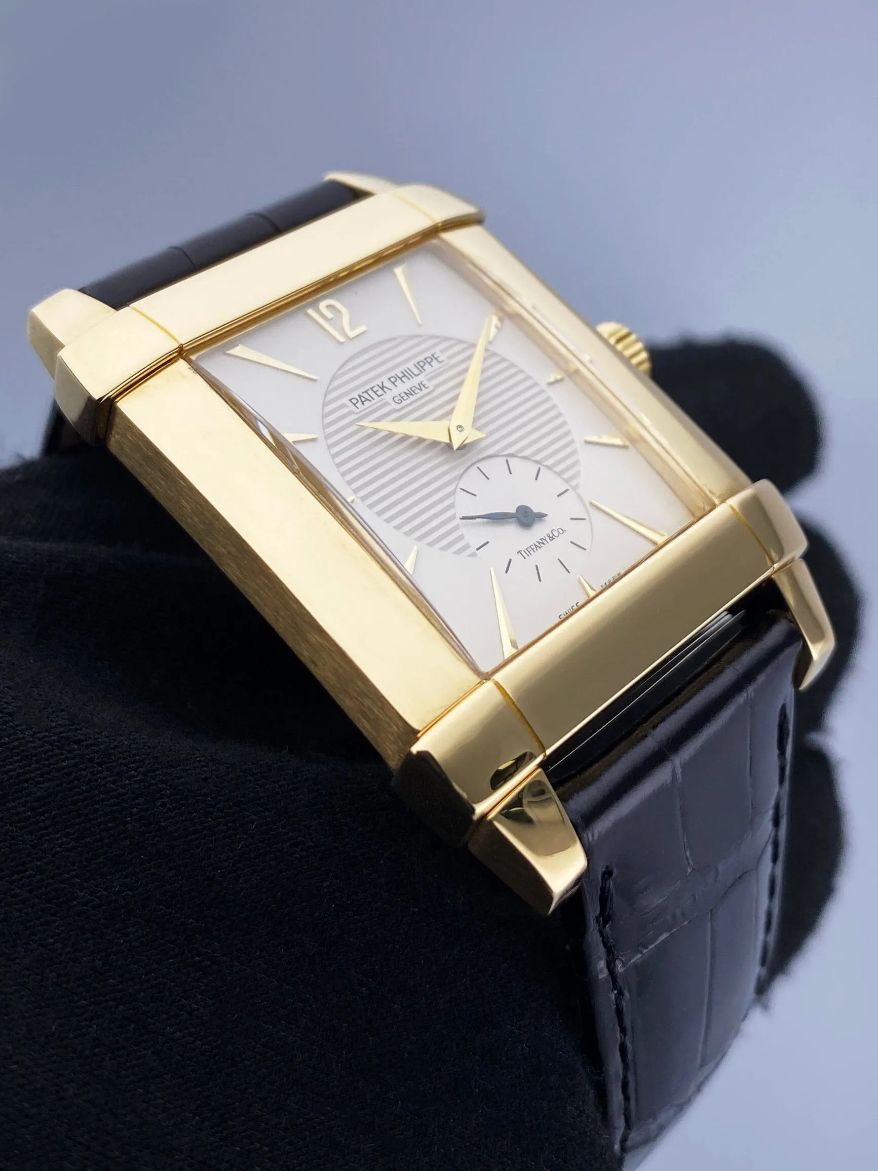 Patek Philippe Gondolo 5111J Tiffany Dial 18K Yellow Gold Mens Watch