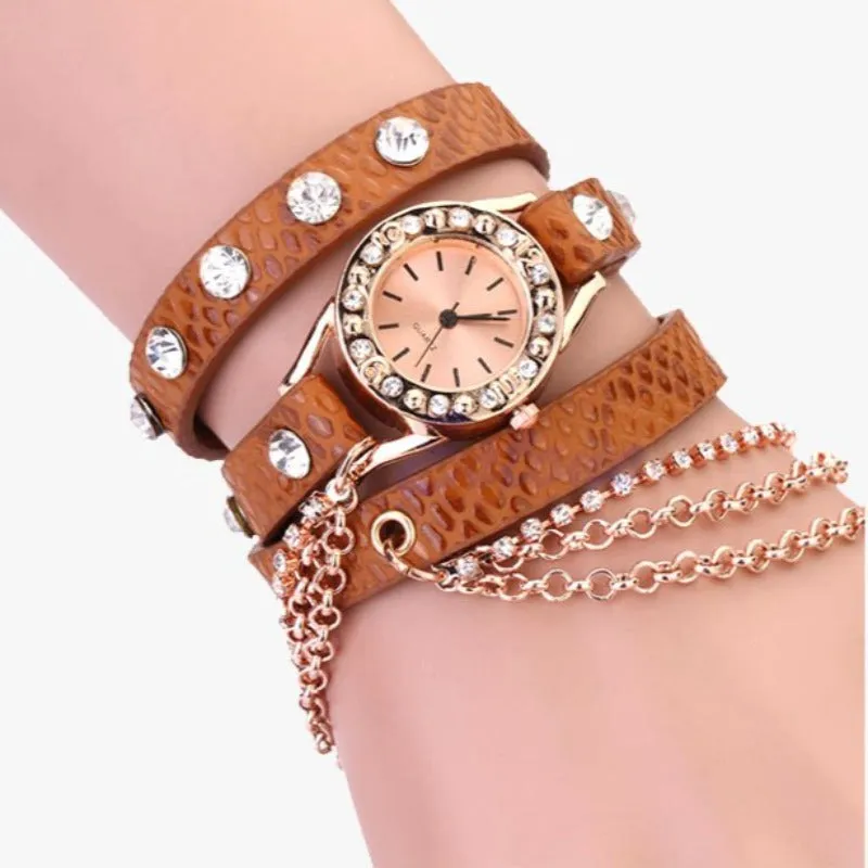 Rivet Chain Quartz Wrist Watch