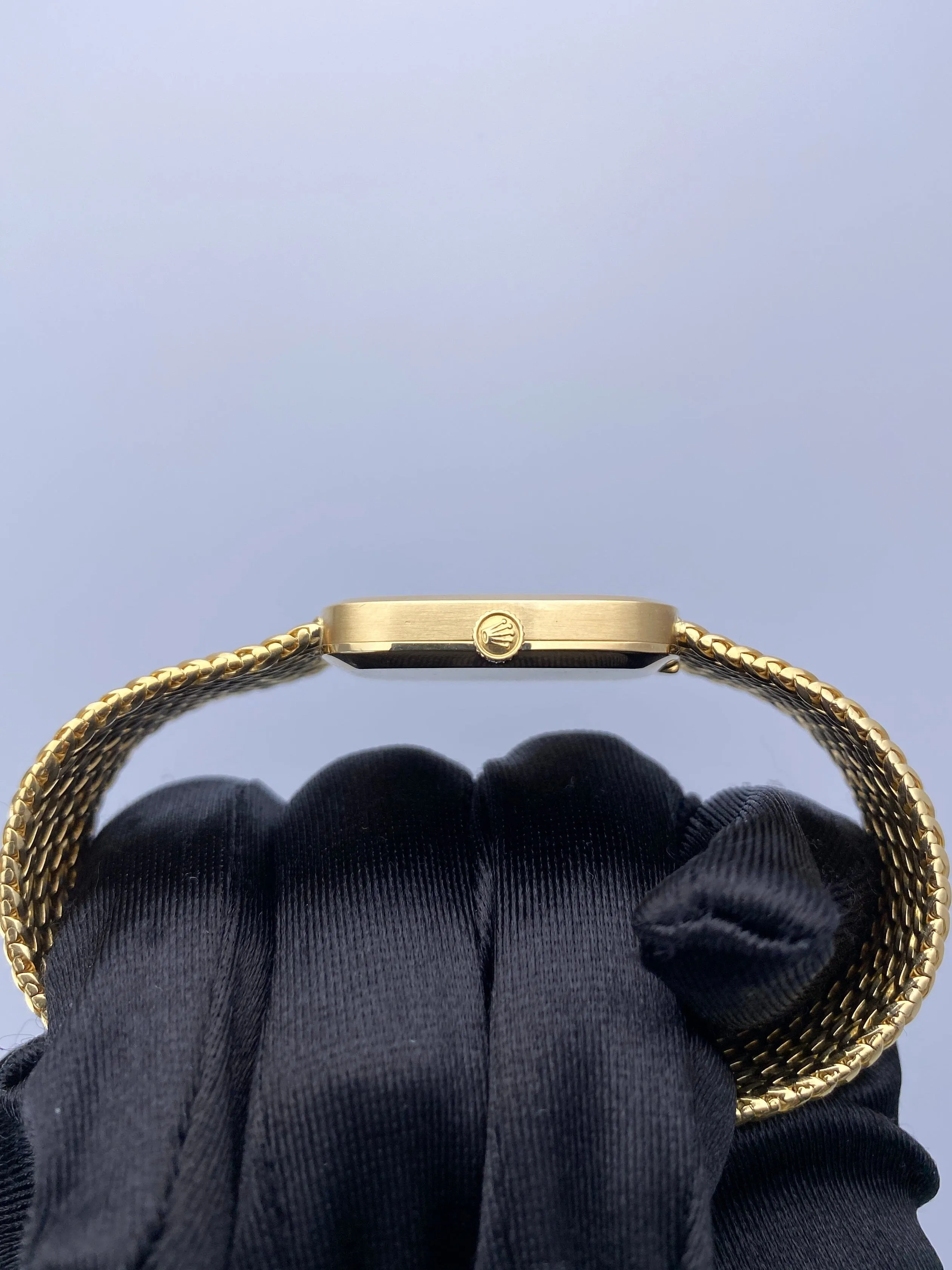 Rolex Cellini 4311 Champagne Dial 18K Yellow Gold Watch Box Papers